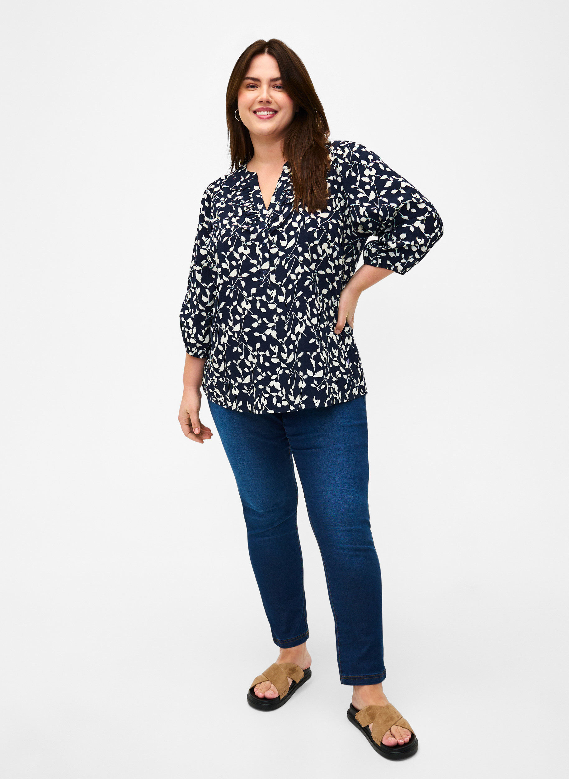 Zizzi Baumwollbluse mit 3/4-&Auml;rmeln und Aufdruck, Navy Blazer Leaf, Model image number 2
