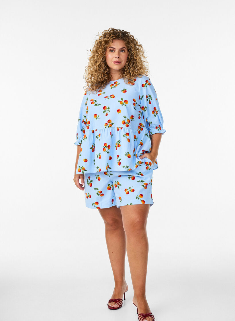 Shorts aus Baumwolle mit Tomaten-Print und hoher Taille, Blau, Model image number 1