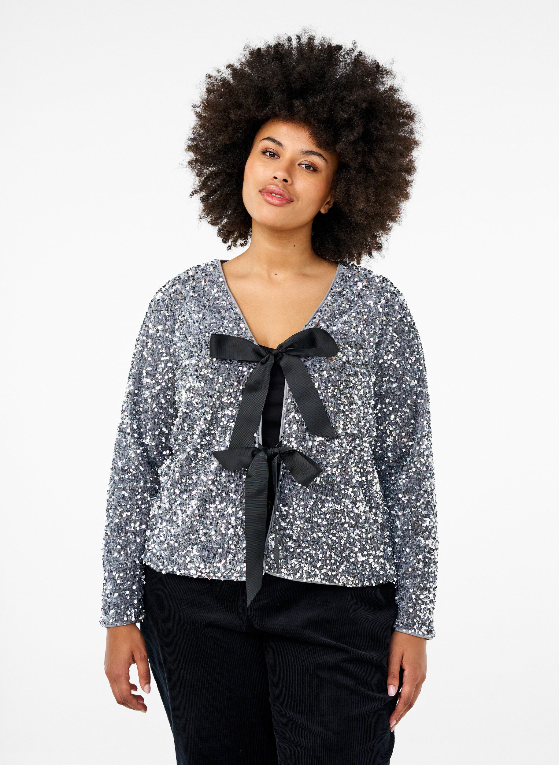Zizzi Paillettenbluse mit Bindedetails, Silver, Model image number 0