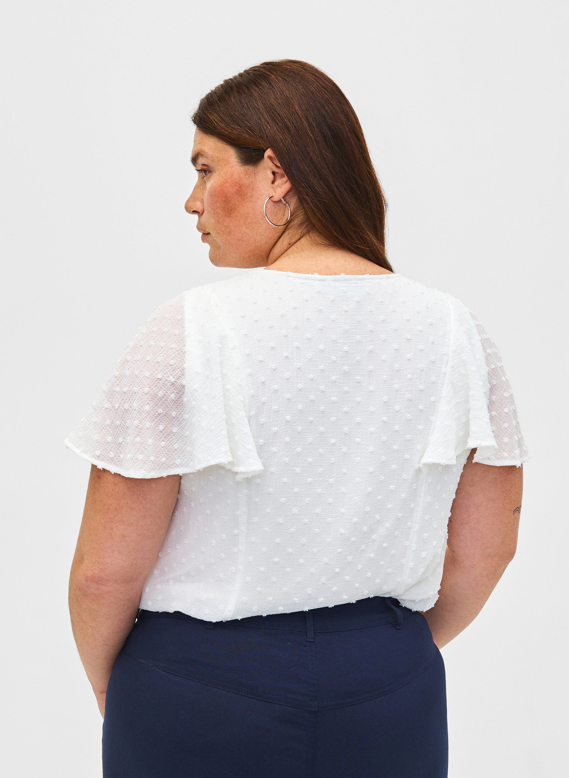 Zizzi Bluse mit gepunkteter Struktur und kurzen &Auml;rmeln, Bright White, Model image number 1
