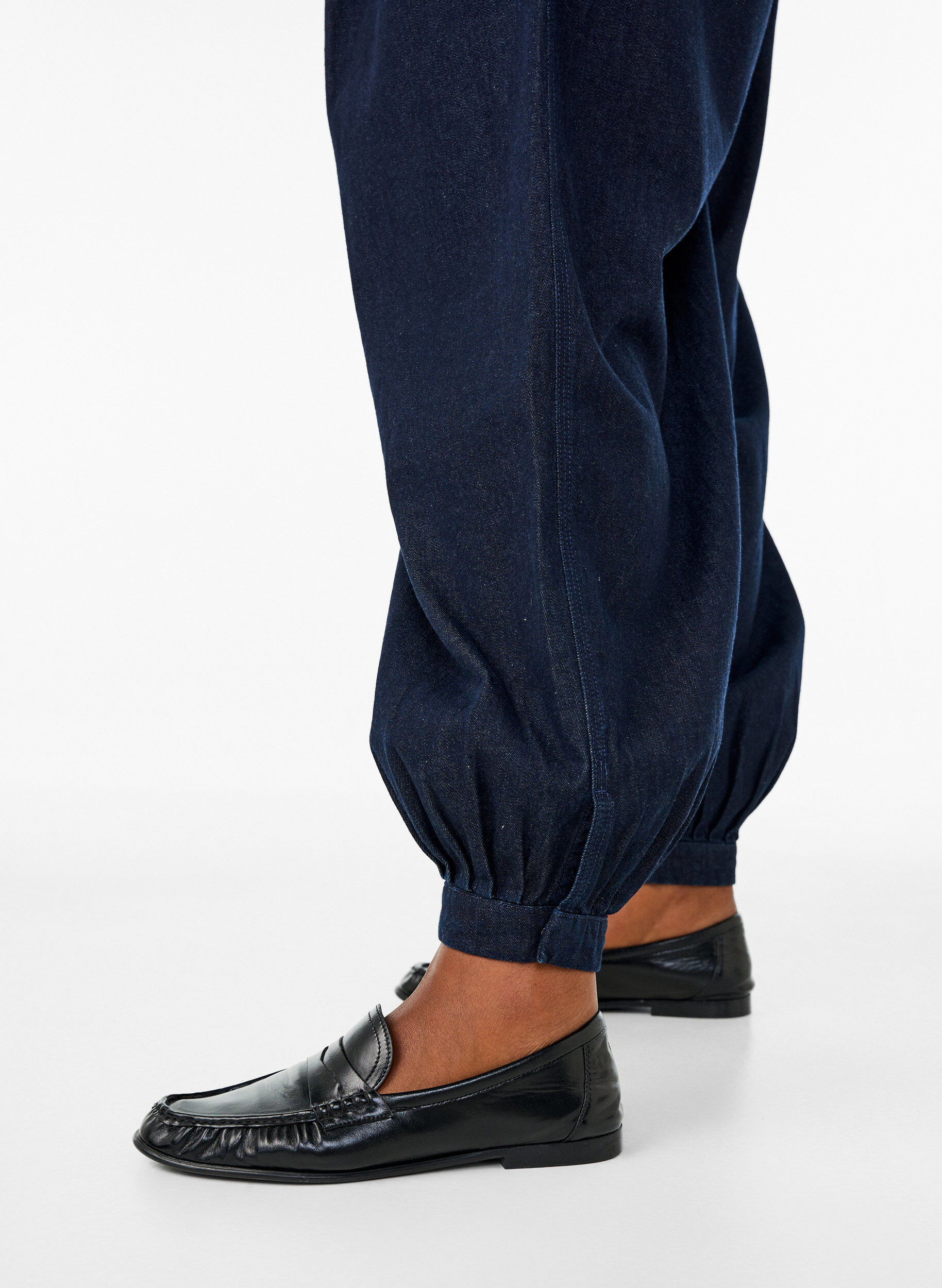 ZizziBalloon Jeans mit hoher Taille, Blau, Model image number 2