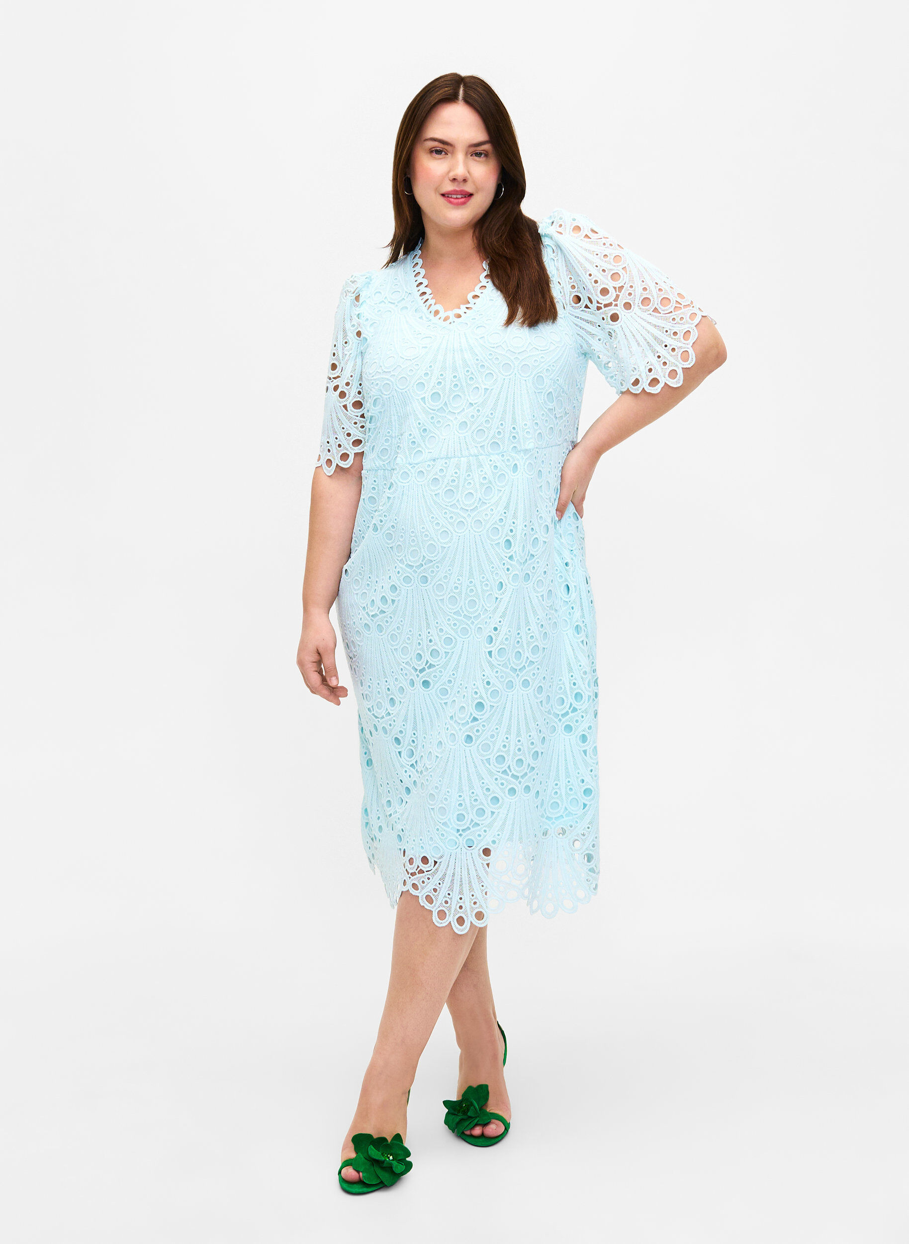 Zizzi H&auml;kelkleid mit kurzen &Auml;rmeln, Delicate Blue, Model image number 0