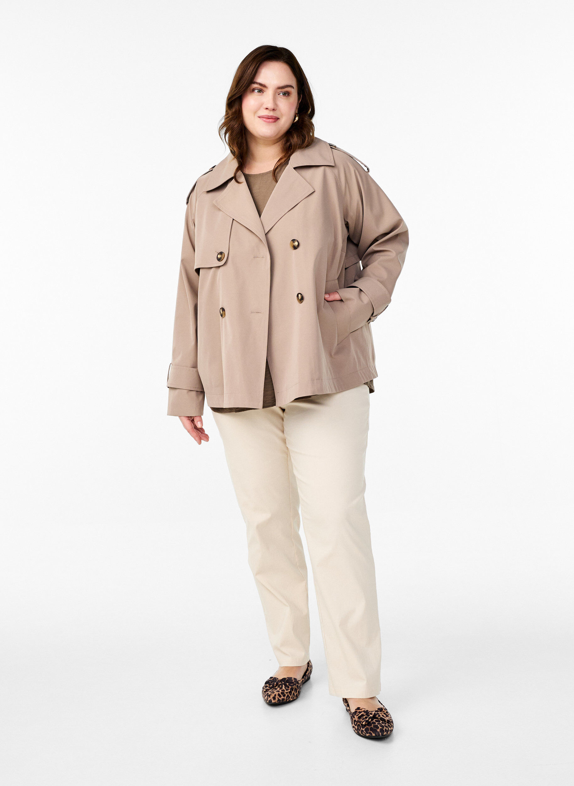 Zizzi Kurzer Trenchcoat mit klassischen Details, Grau, Model image number 1