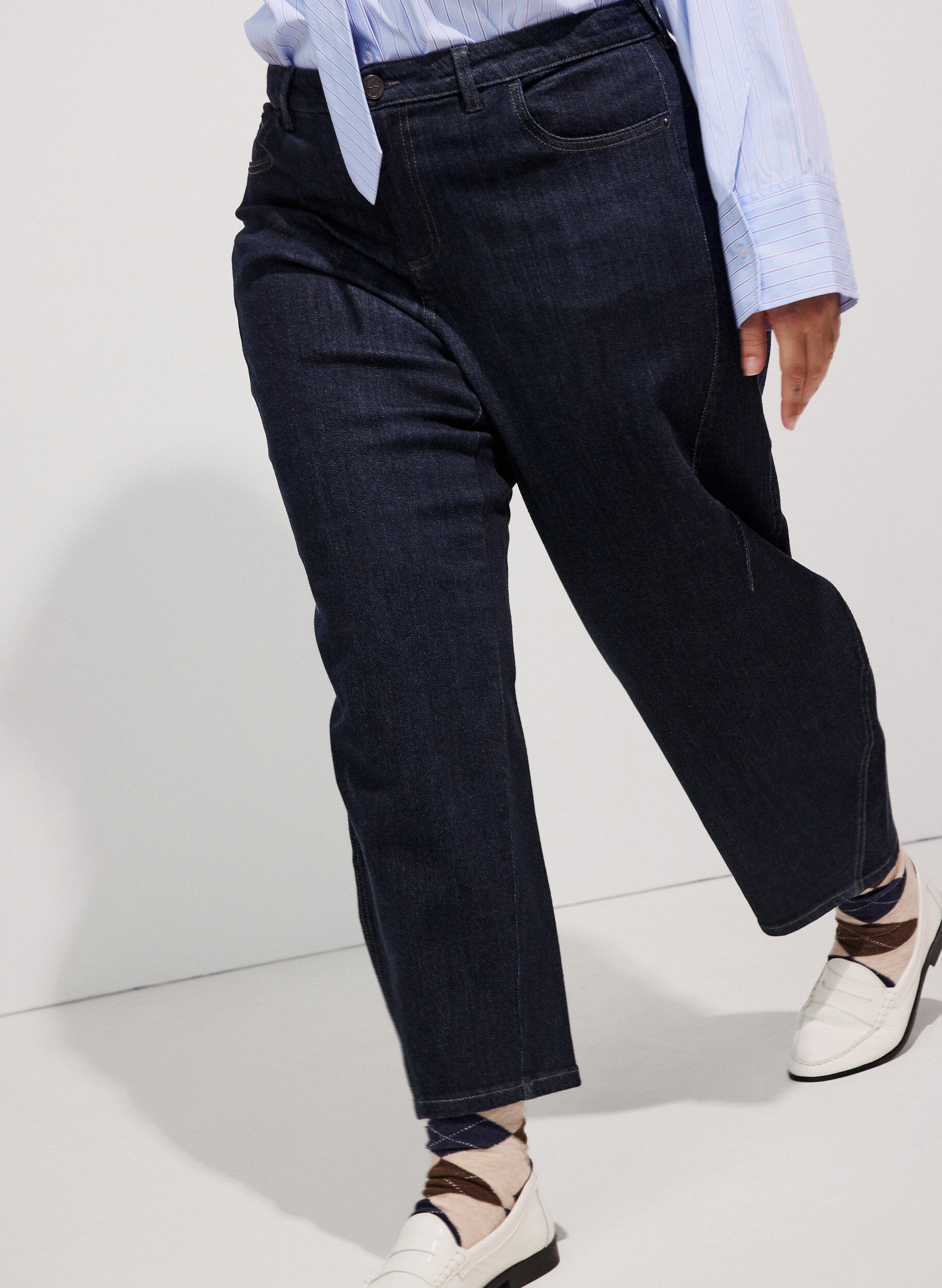 ZizziBarrel-Jeans mit hoher Taille, Blau, Model image number 3