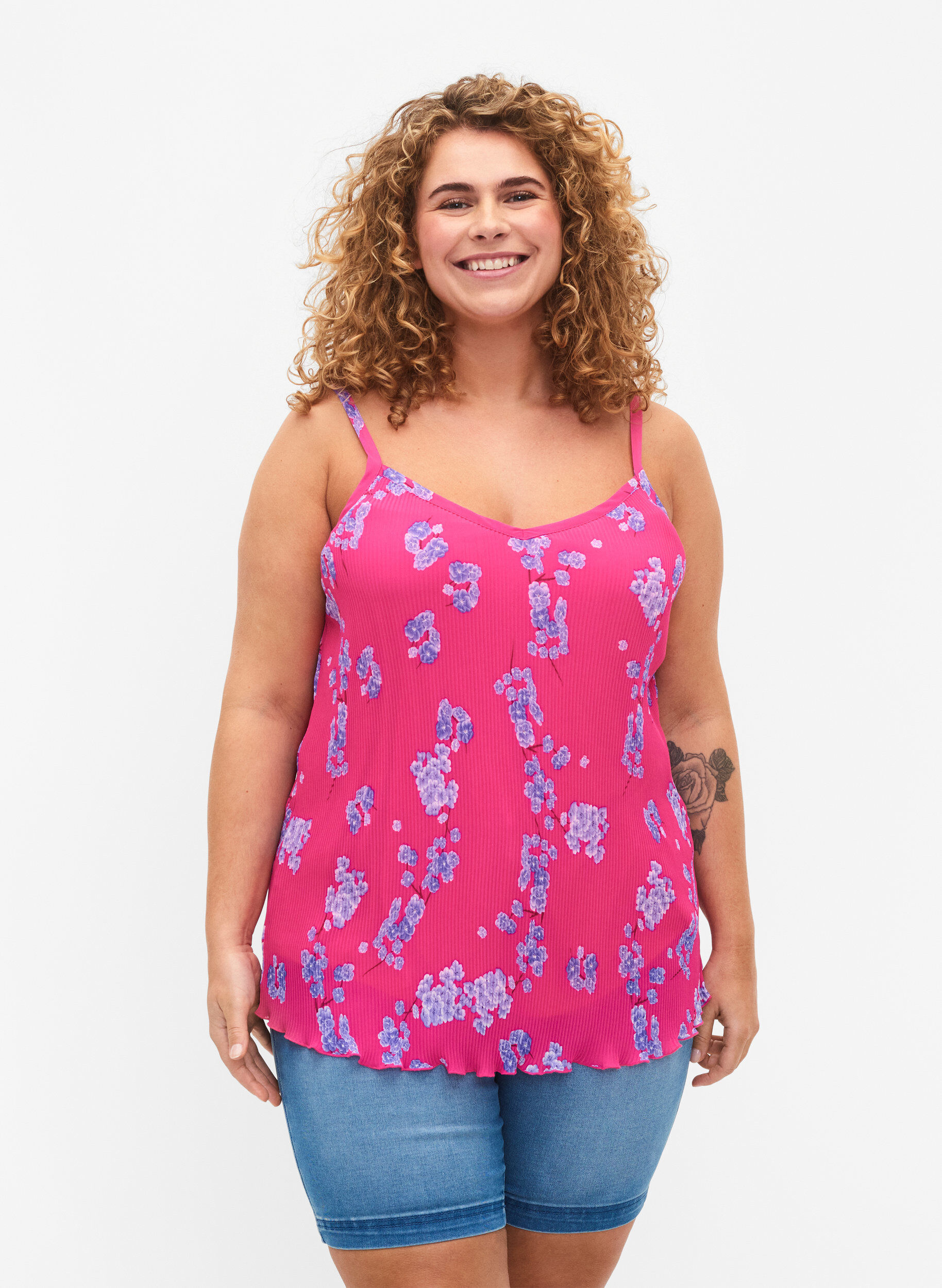 Zizzi Plissiertes &auml;rmelloses Top, Beetroot Purple AOP, Model image number 0