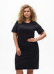 T-Shirtkleid aus geripptem Jersey in Knielänge, Schwarz, Model image number 0