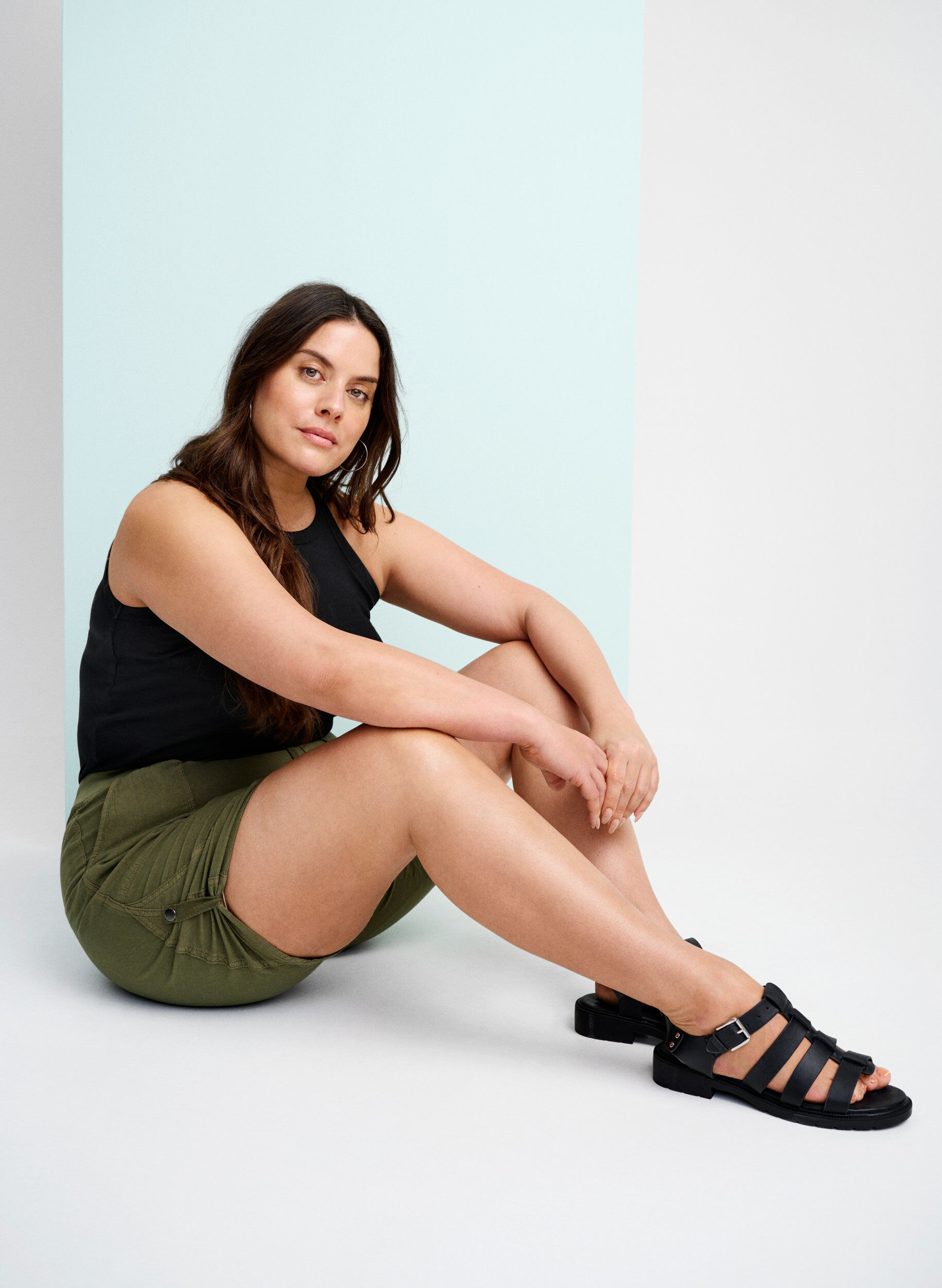 Zizzi Lockere Shorts aus Baumwolle mit Taschen , Gr&uuml;n, Image image number 0