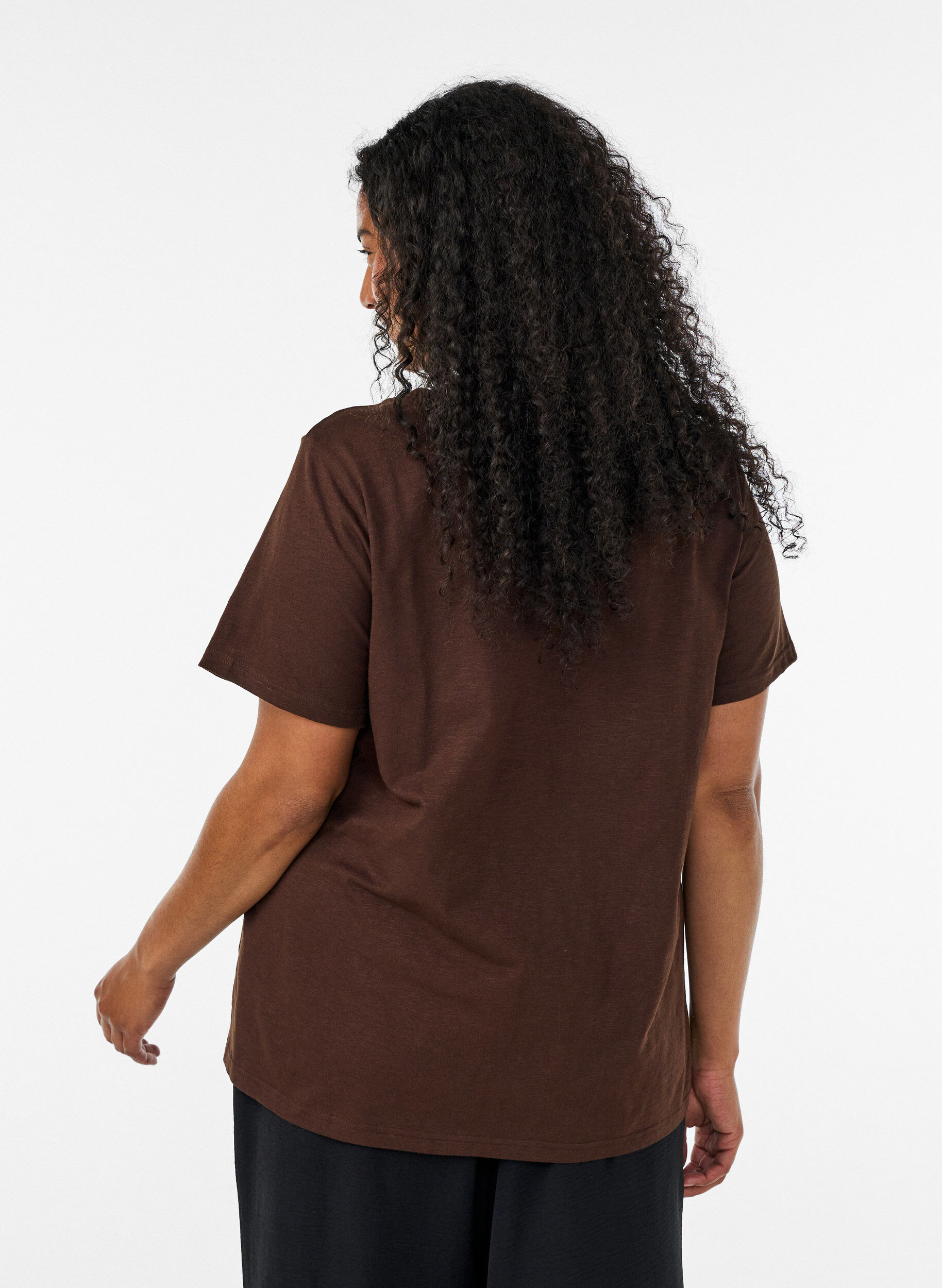 ZizziT-Shirt mit Knopfleiste, Braun, Model image number 2