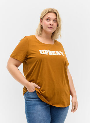 T-Shirt mit Druck aus Baumwolle, Cathay Spice UPBEAT, Model image number 0