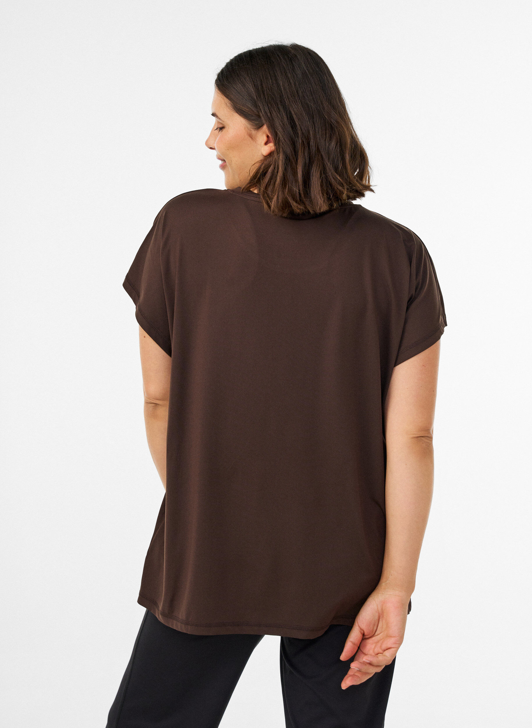 ZizziEinfarbiges Trainings-T-Shirt, Braun, Model image number 2