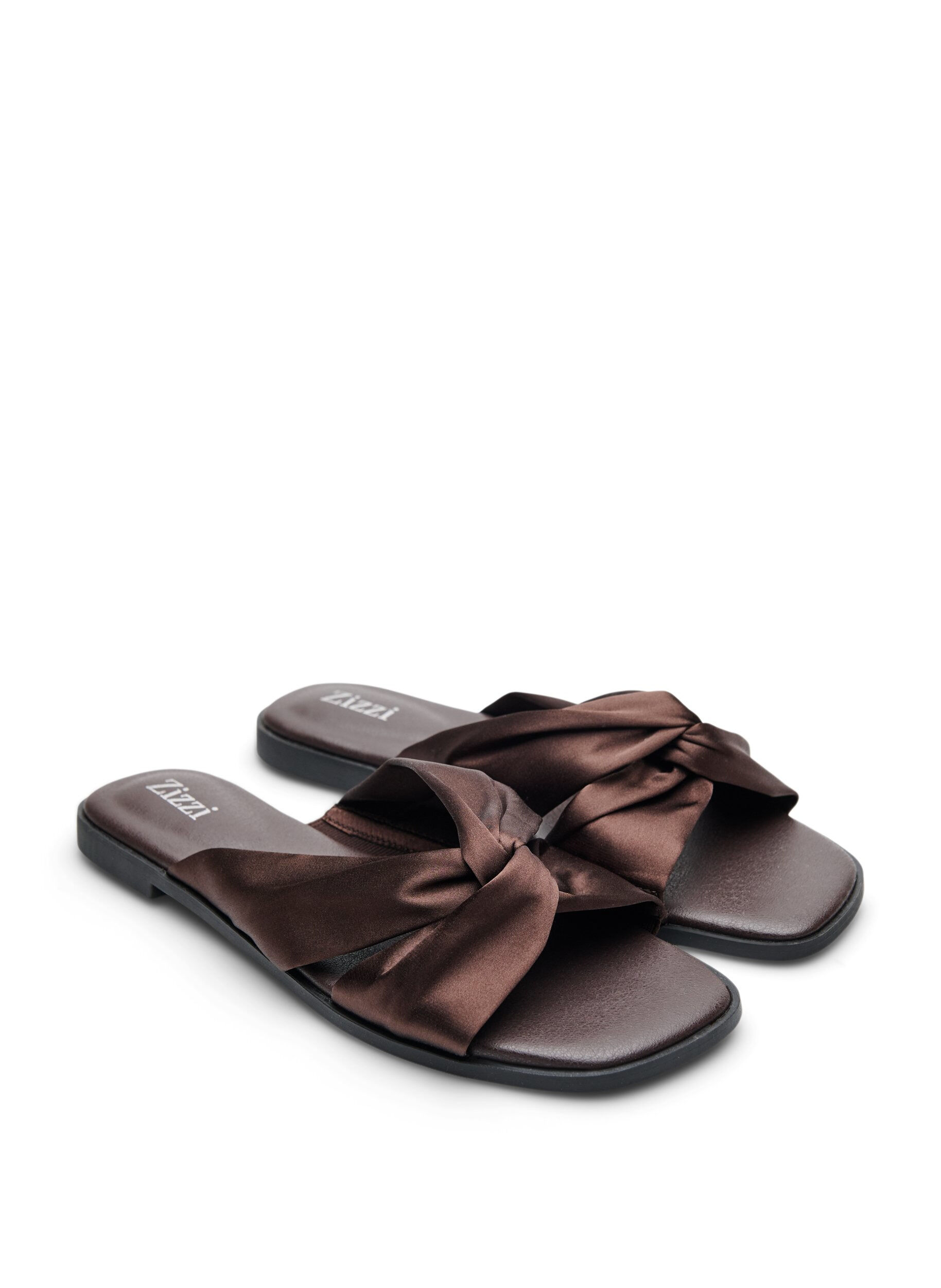 Zizzi Flache Sandalen mit gekreuzten Satinriemen, Braun, Packshot image number 1