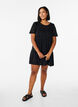 FLASH - Kurzes Jerseykleid mit Lochmuster, Black, Model image number 2