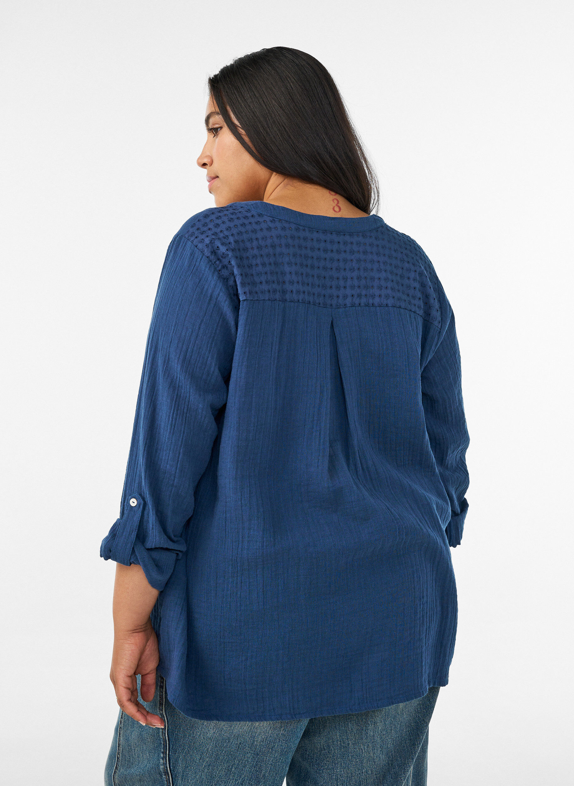 ZizziBluse aus Baumwollmusselin mit Lochstickerei, Blau, Model image number 2
