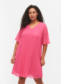 Kurzärmeliges Kleid mit Struktur , Shocking Pink, Model