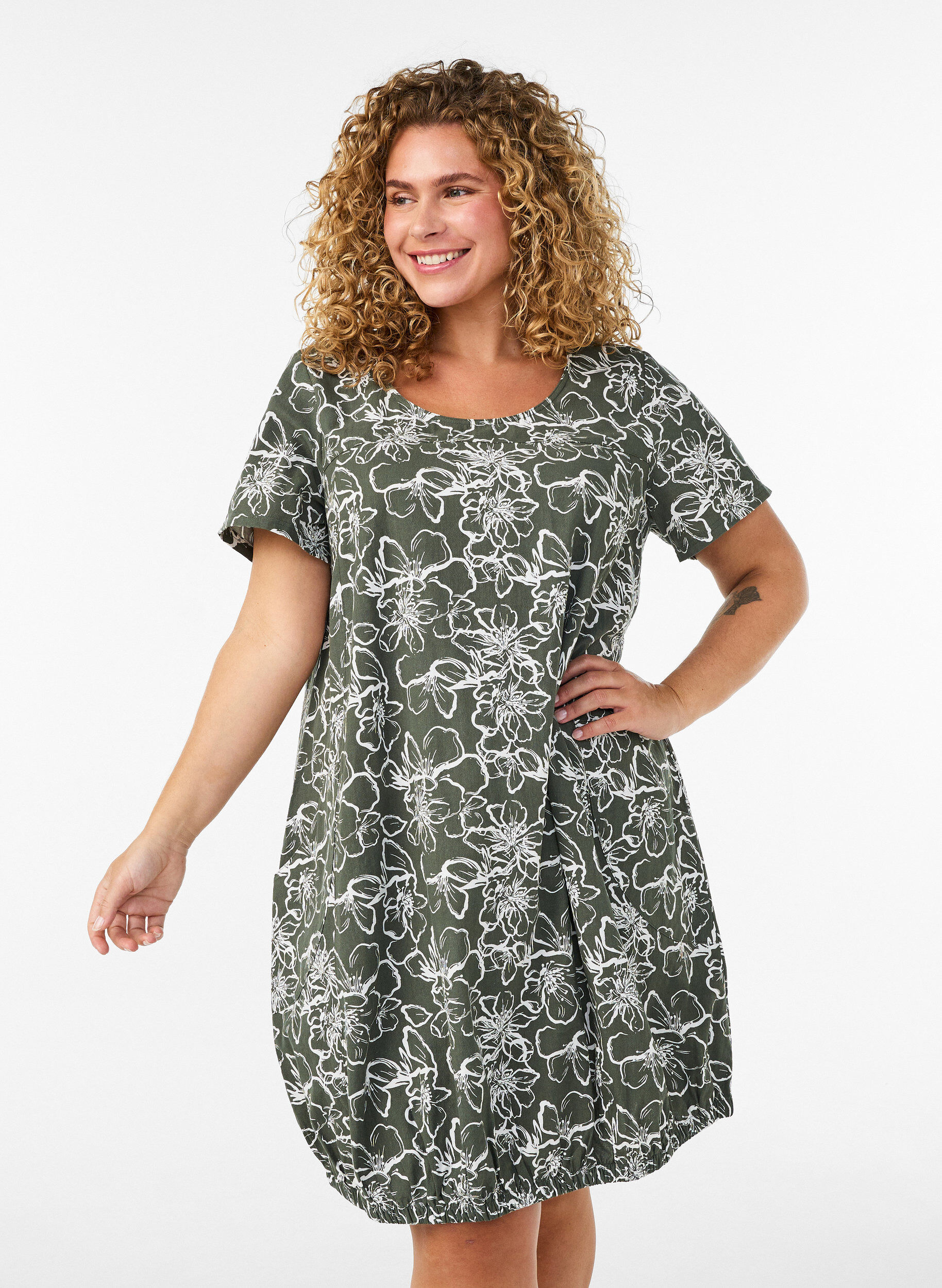 ZizziKurz&auml;rmliges Baumwollkleid mit Aufdruck, Gr&uuml;n, Model image number 0