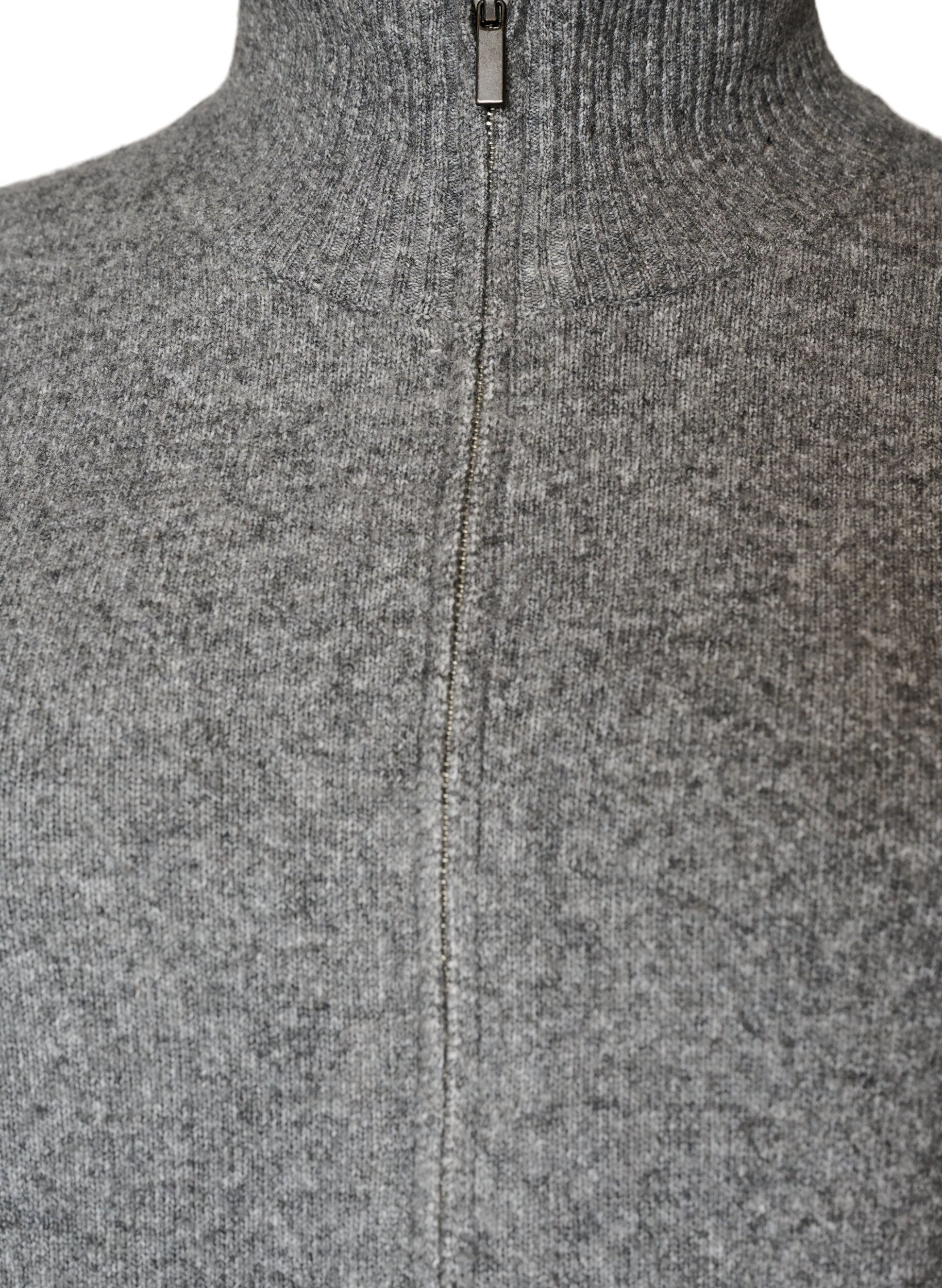 ZizziStrickweste mit hohem Kragen und Rei&szlig;verschluss, Grau, Packshot image number 2