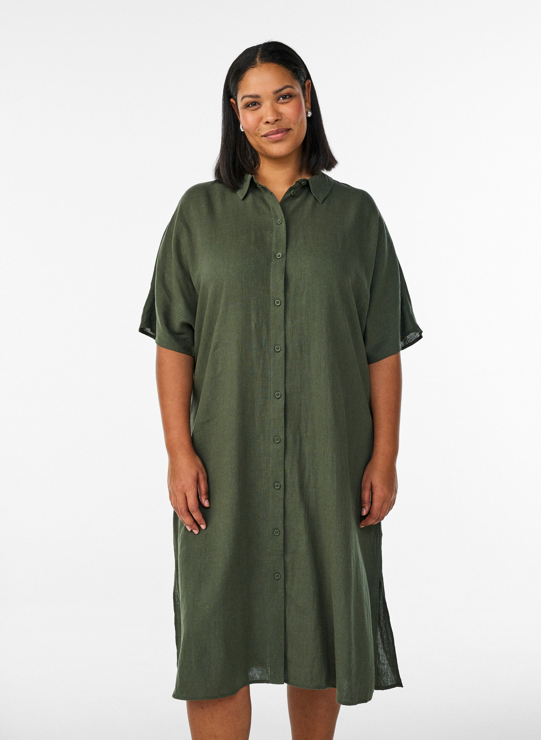 Zizzi Hemdblusenkleid aus Leinen und Viskose mit kurzen &Auml;rmeln, Gr&uuml;n, Model image number 0