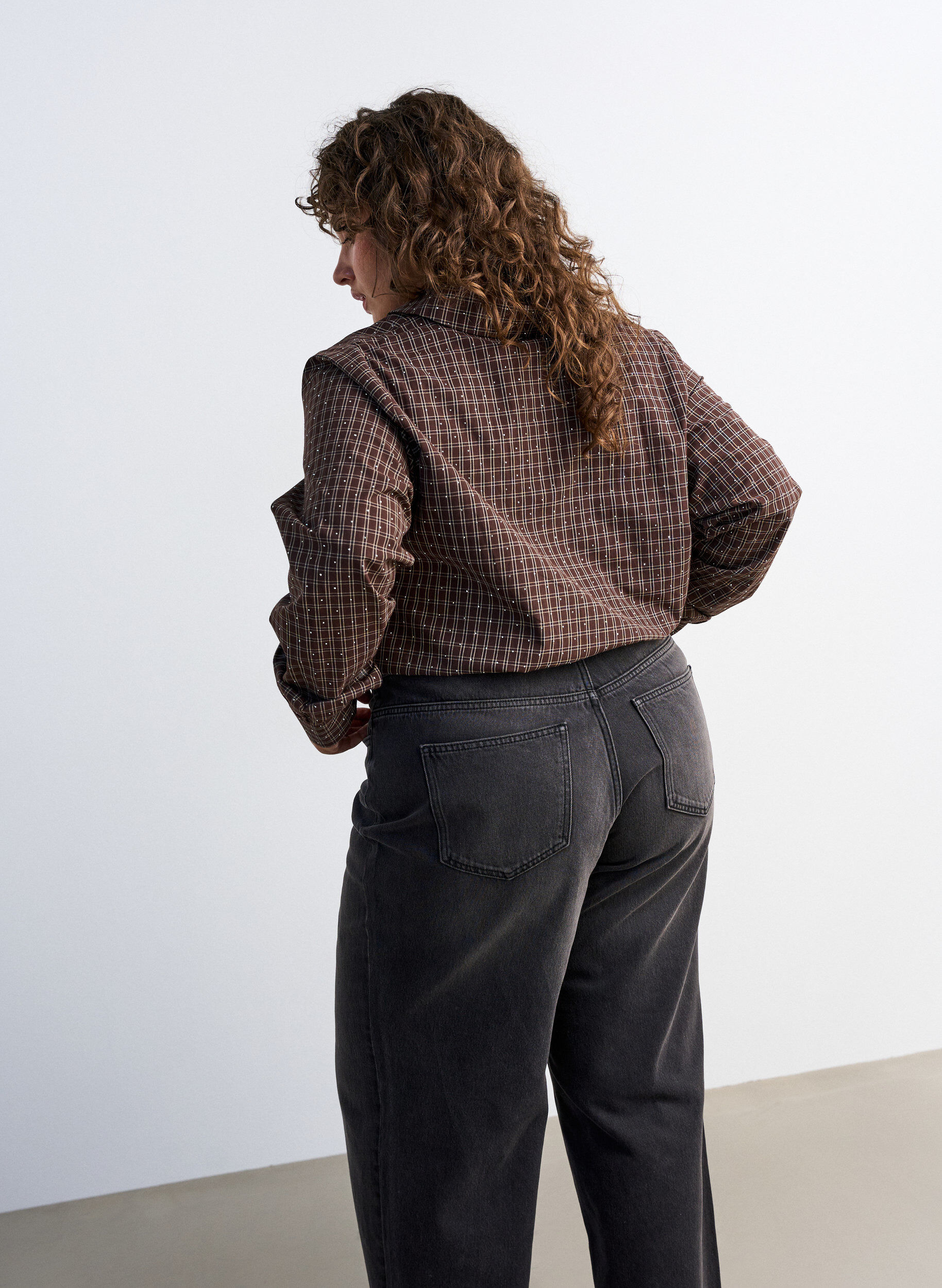 ZizziKariertes Hemd mit Strasssteinen, Braun, Model image number 2