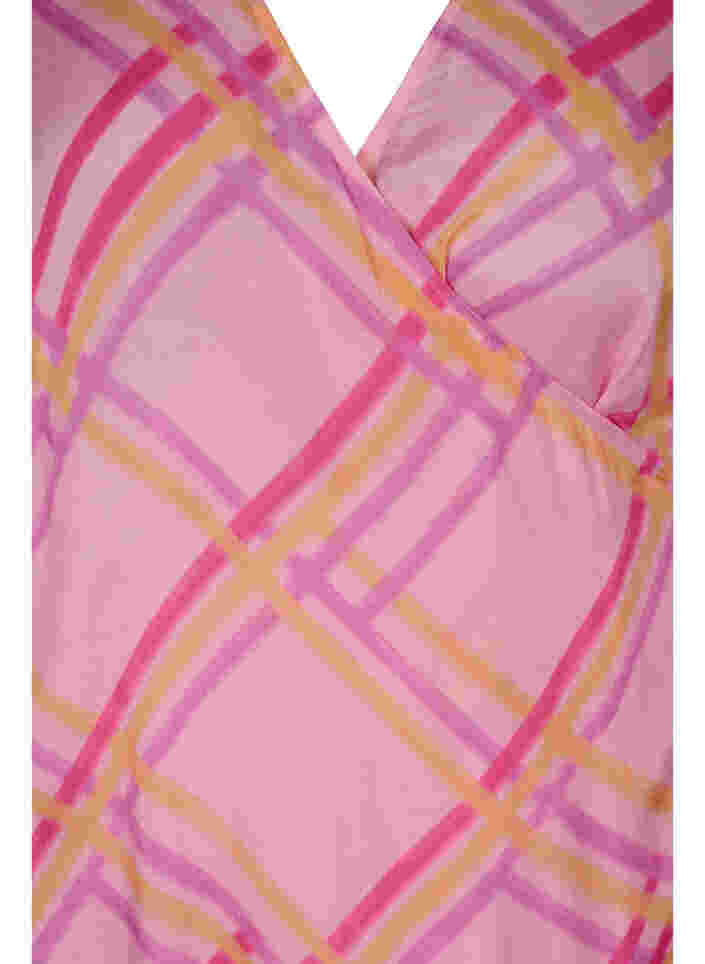 Kariertes Kleid aus Viskose mit Wickeleffekt, Pink Check, Packshot image number 2
