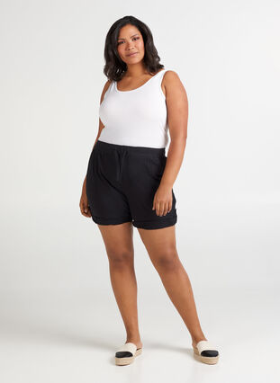 Weiche Shorts, Black, Model image number 3