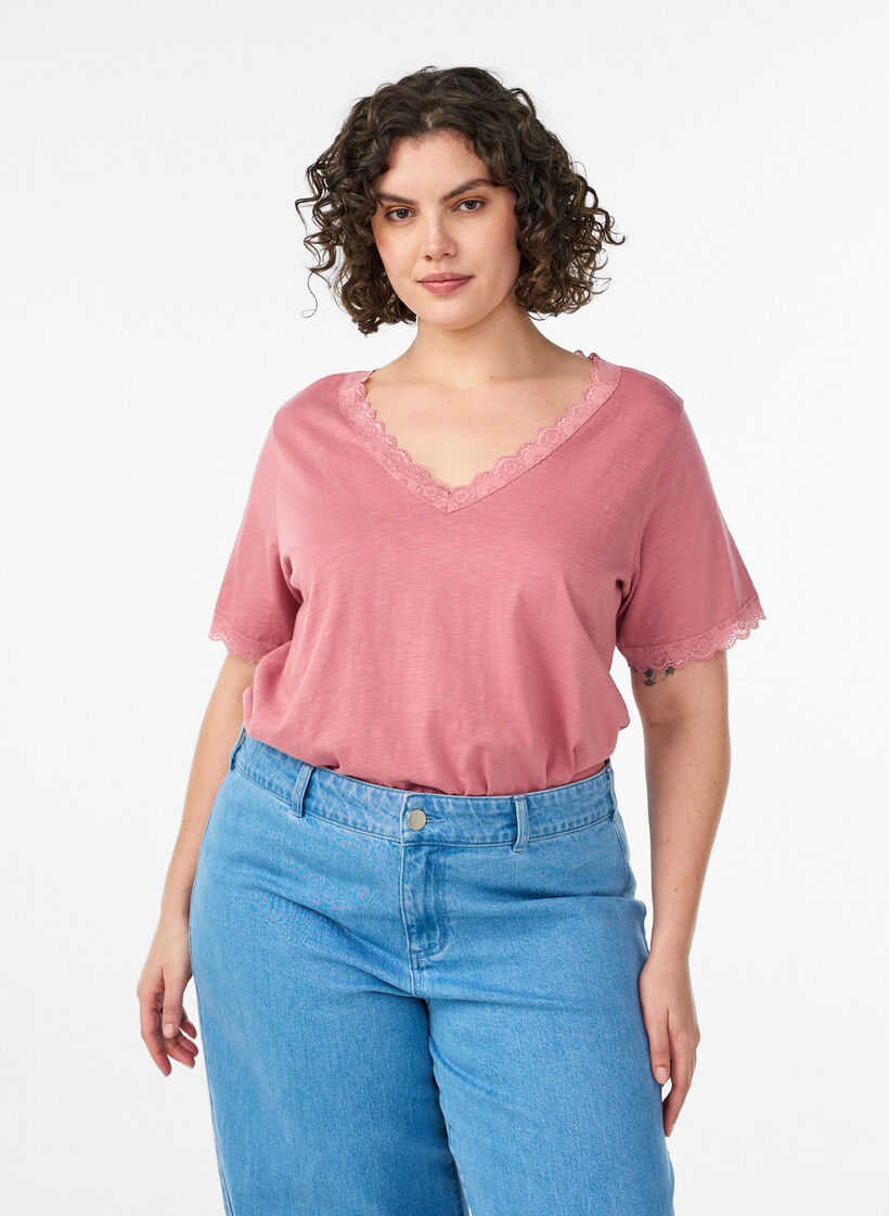 T-Shirt mit Spitzenkante, Rot, Model image number 0