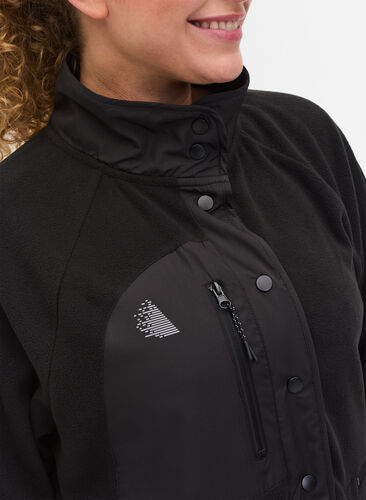 Sportjacke aus Fleece mit hohem Kragen und Taschen, Black, Model image number 2