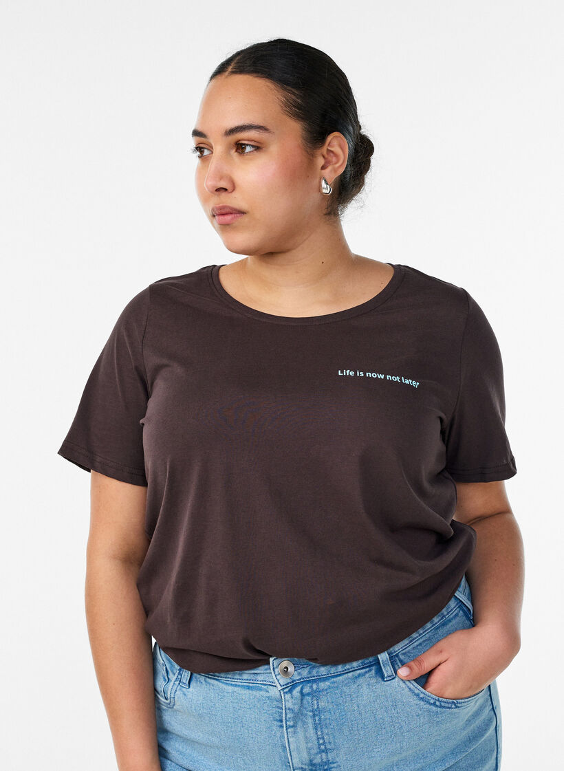 T-Shirt mit Print, Braun, Model image number 0