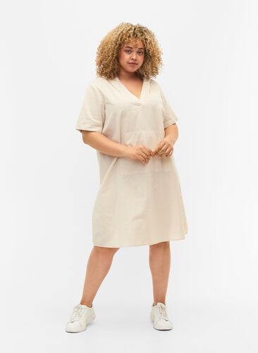 Kurzärmeliges Kleid mit Kapuze, Sandshell, Model image number 2