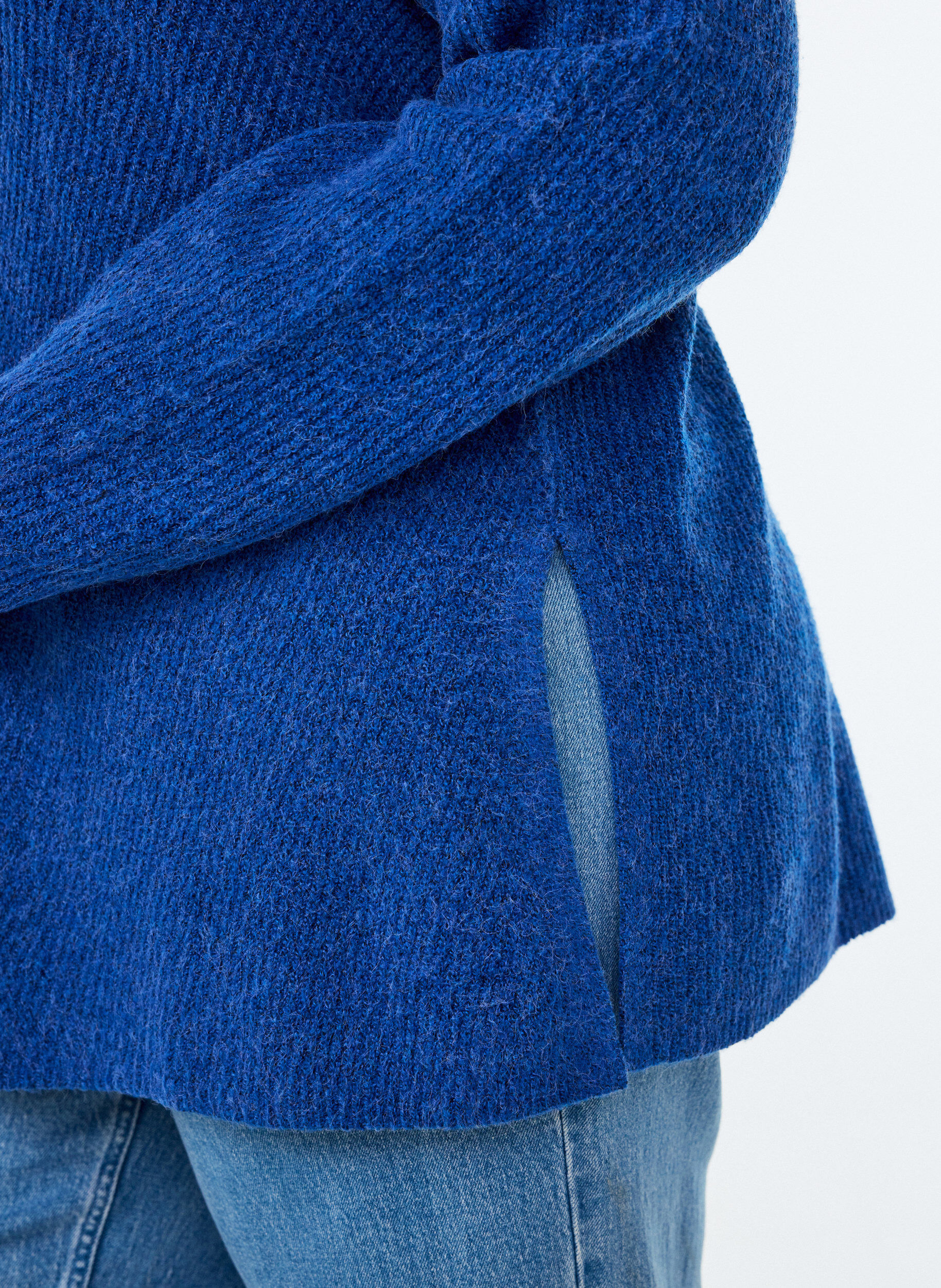 ZizziStrickpullover mit diagonalem Muster und Raglan&auml;rmeln, Blau, Model image number 3