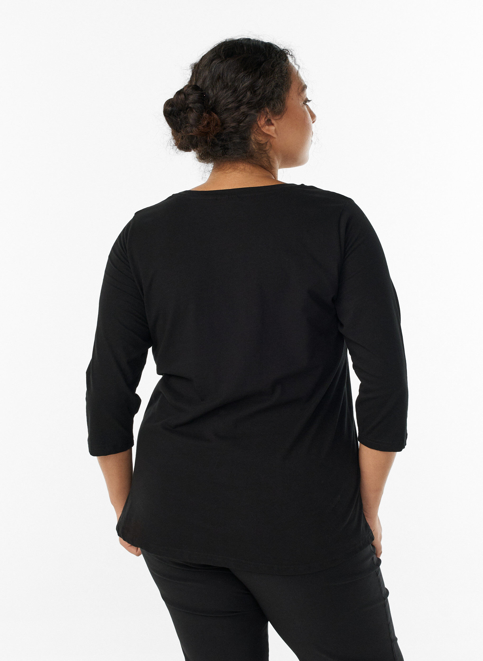 Zizzi Basic T-Shirt aus Baumwolle mit 3/4-&Auml;rmeln, Schwarz, Model image number 2
