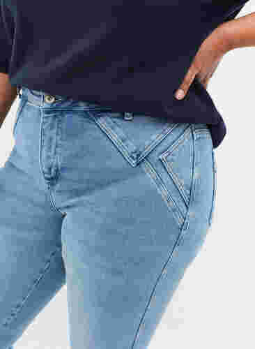 Super Slim Amy Jeans mit markanten Nähten, Light blue, Model image number 3