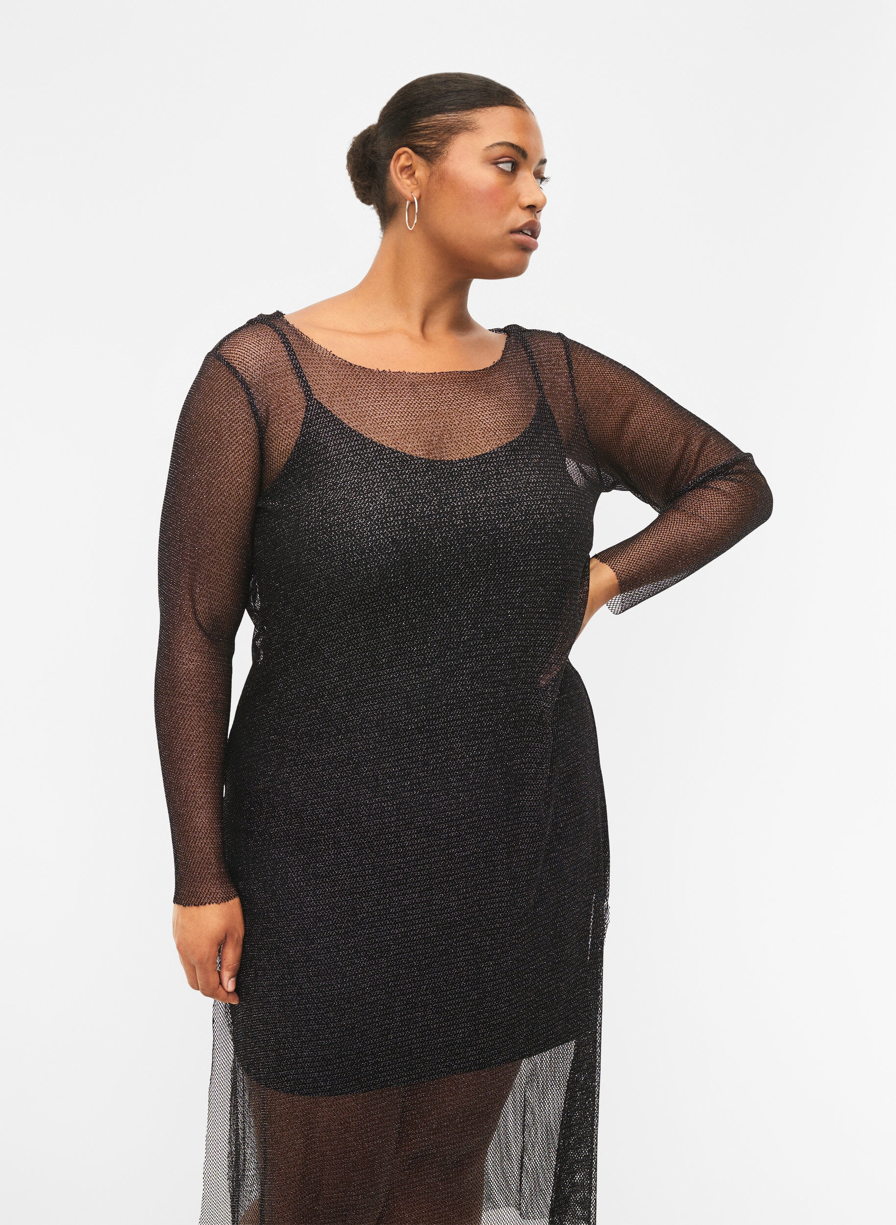 Zizzi Netzkleid mit langen &Auml;rmeln, Black w. Silver, Model image number 2
