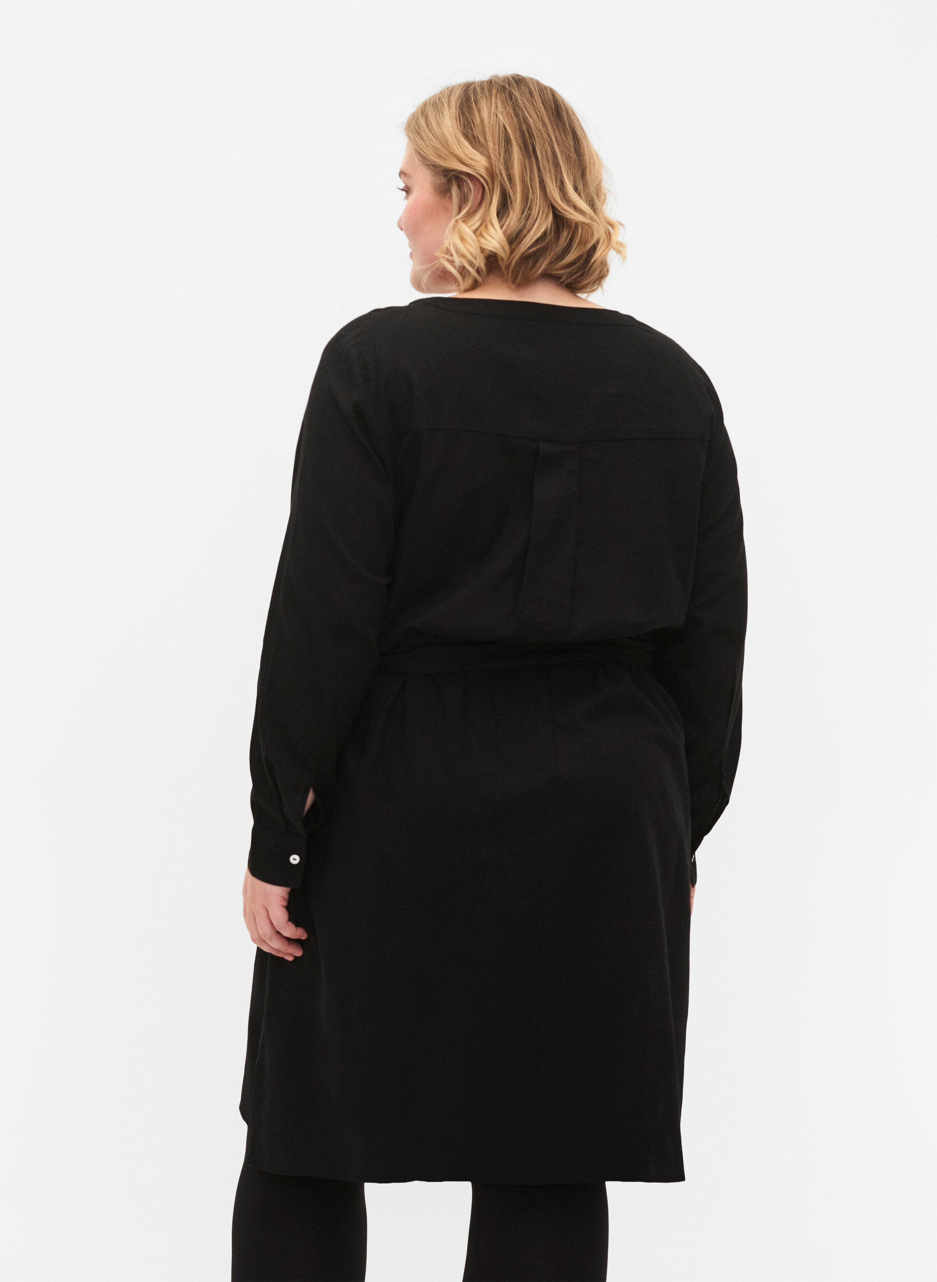 Zizzi Hemdkleid mit langen &Auml;rmeln, Black, Model image number 1