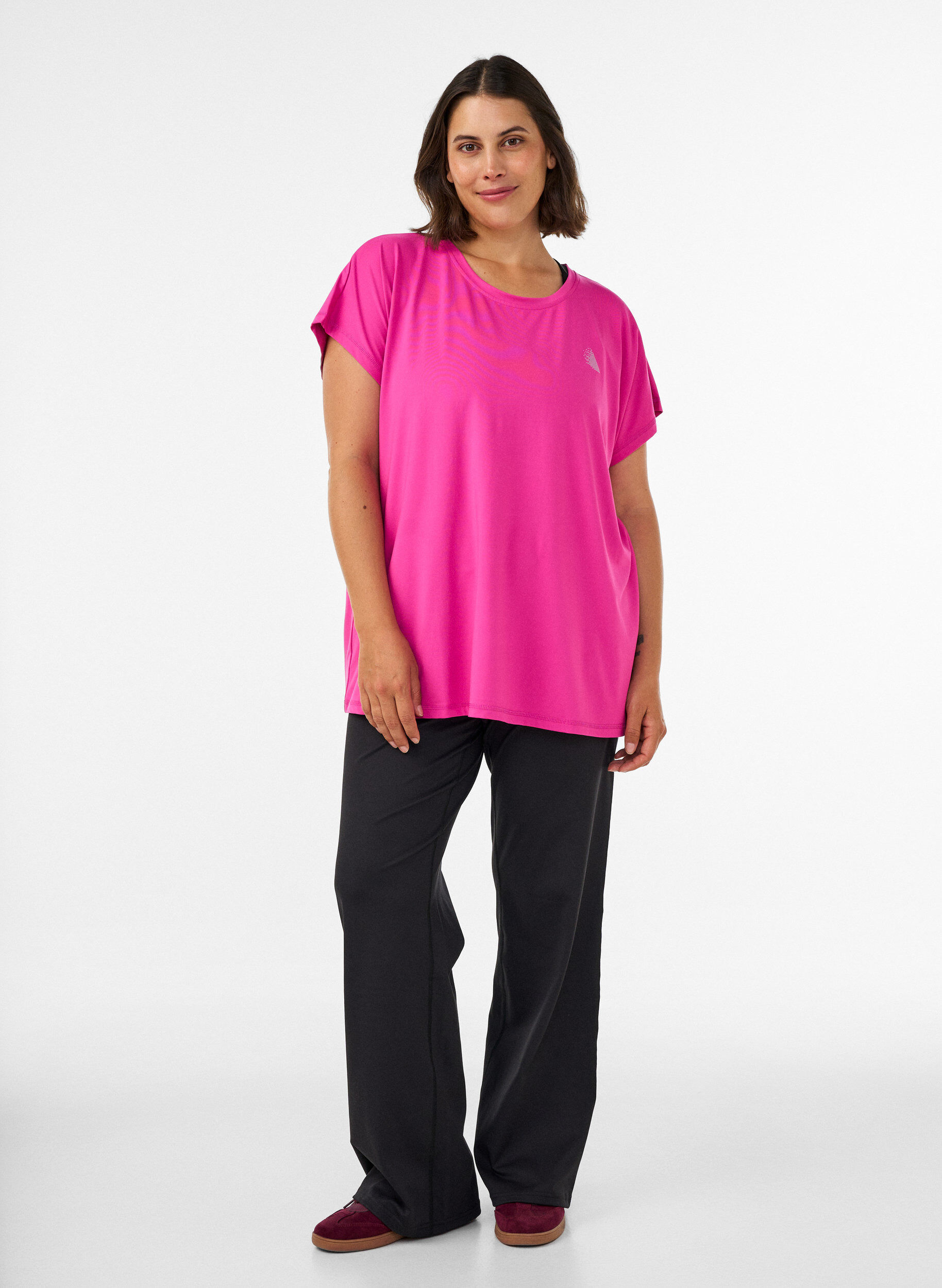 ZizziEinfarbiges Trainings-T-Shirt, Pink, Model image number 1