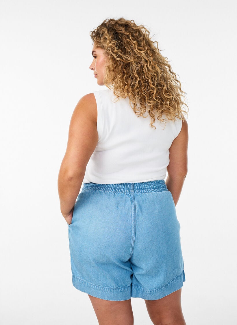 Shorts in Jeans-Optik mit elastischem Bund und Kordelzug, Blau, Model image number 2
