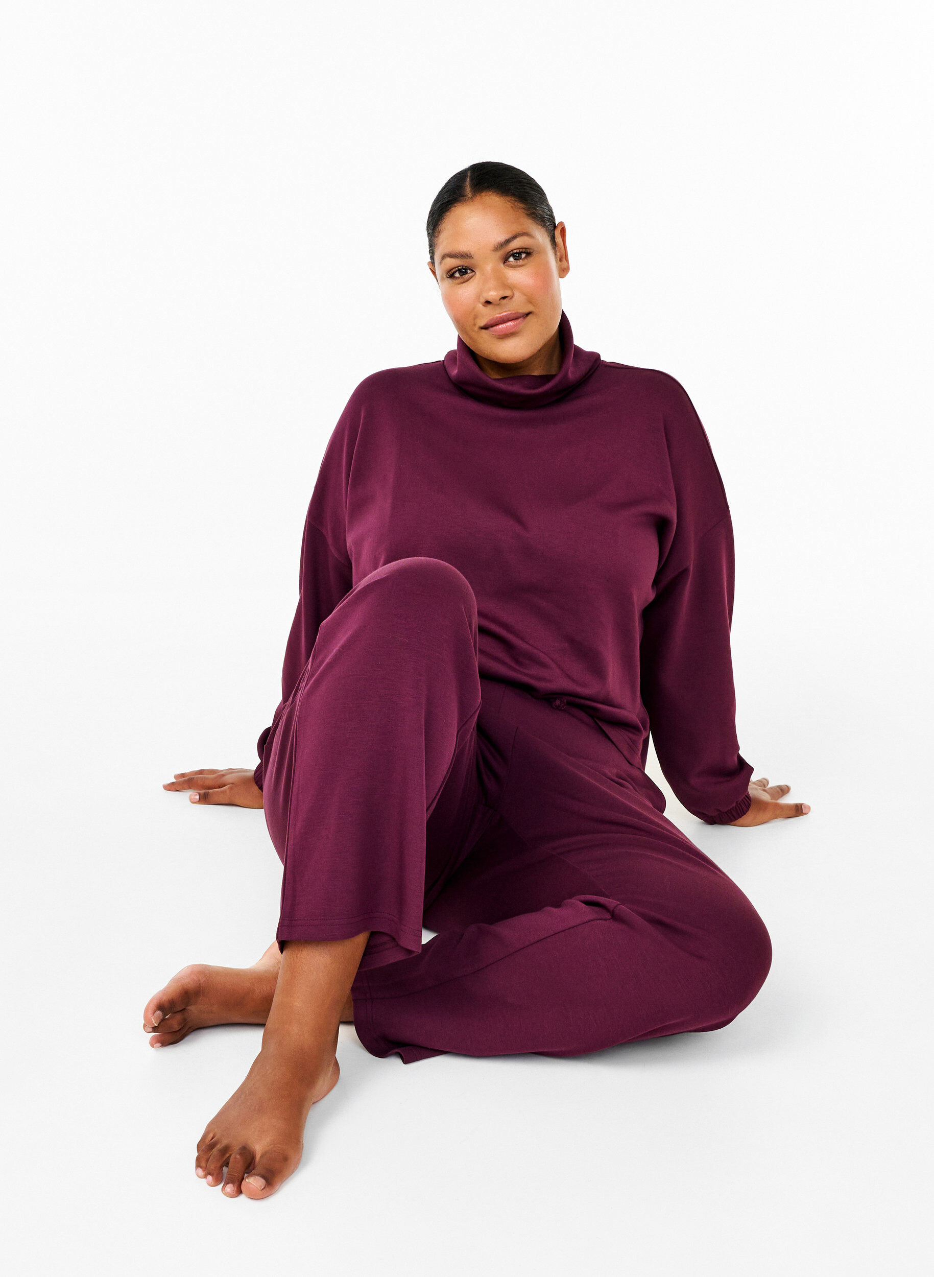 Zizzi Bluse mit Rollkragen aus Modal-Mix, Dunkles Bordeaux, Image image number 0