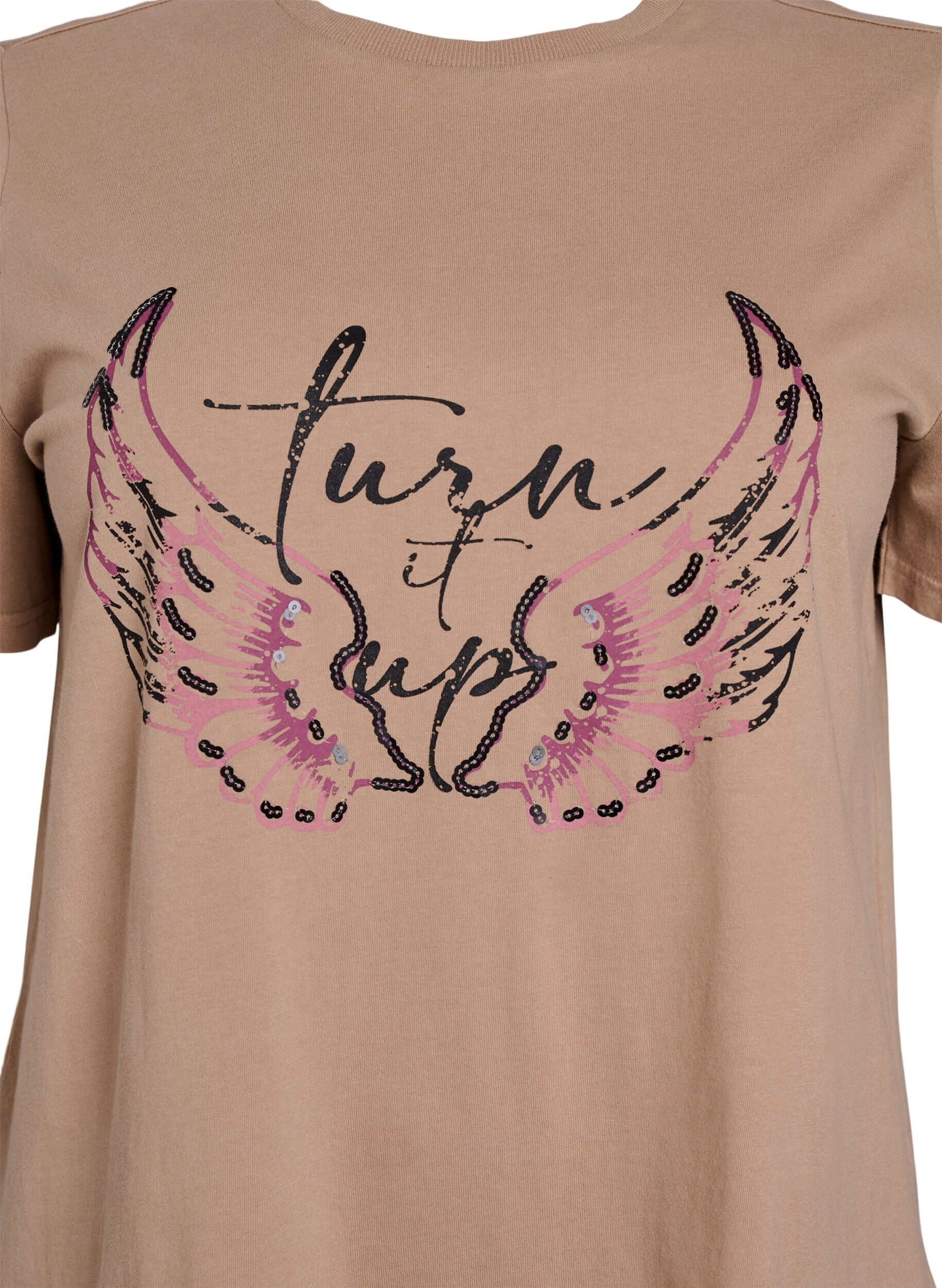 Zizzi T-Shirt aus Bio-Baumwolle mit Statement-Print, Beige, Packshot image number 2