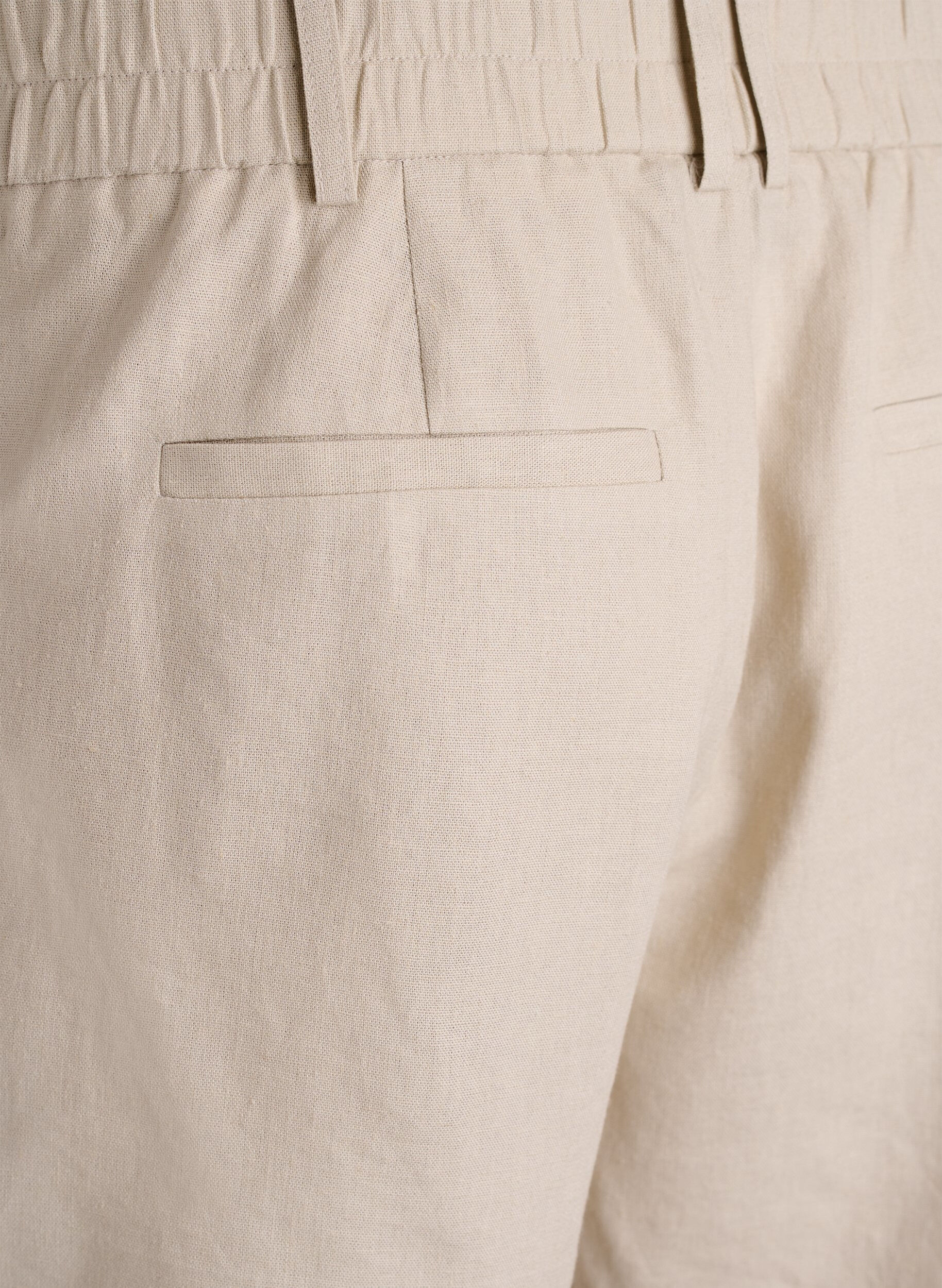 Zizzi Hoch taillierte Bermudashorts aus Leinen und Viskose, Beige, Packshot image number 3