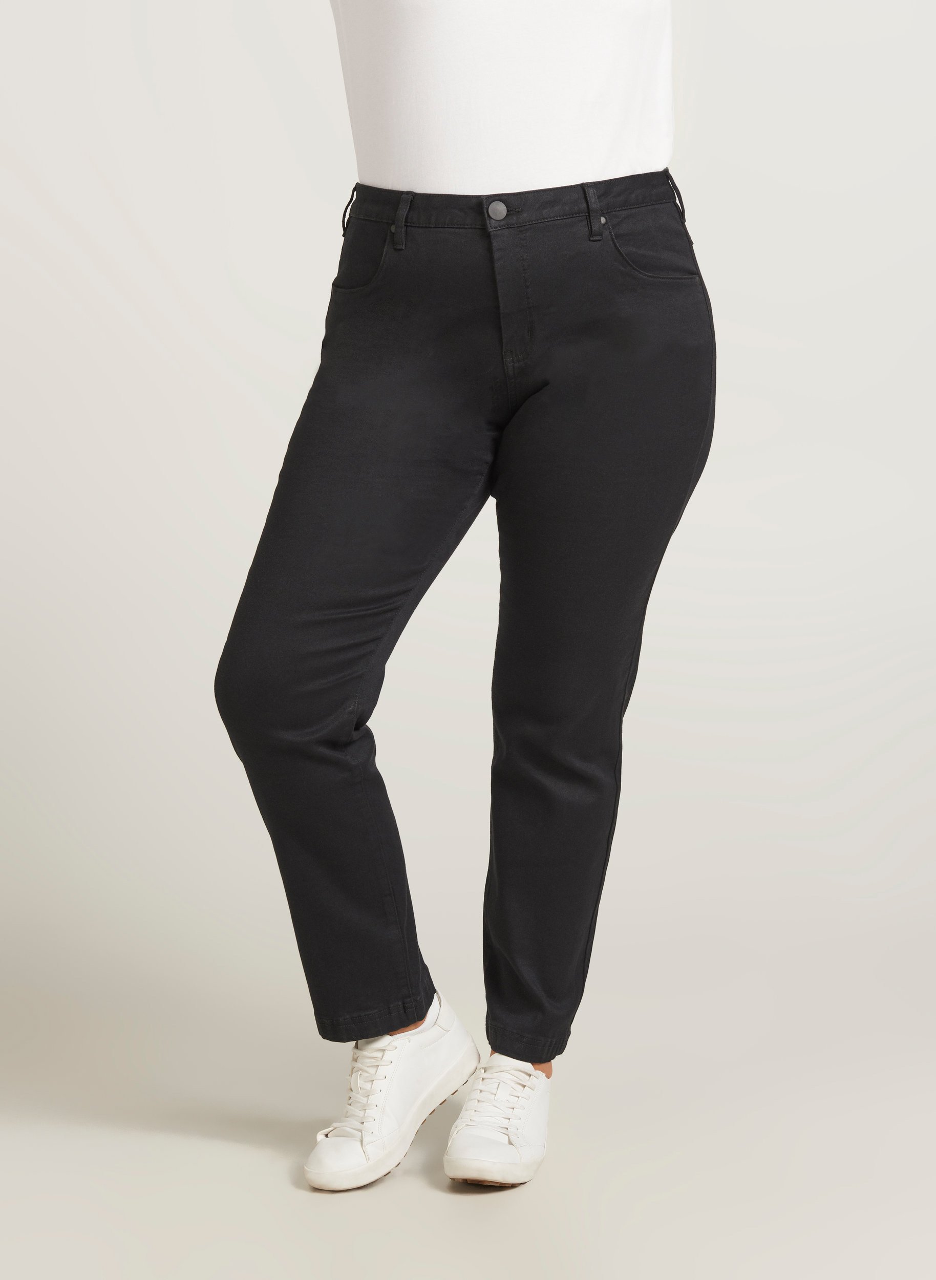 Slim Fit Emily Jeans mit normaler Taille, Black, Model image number 1