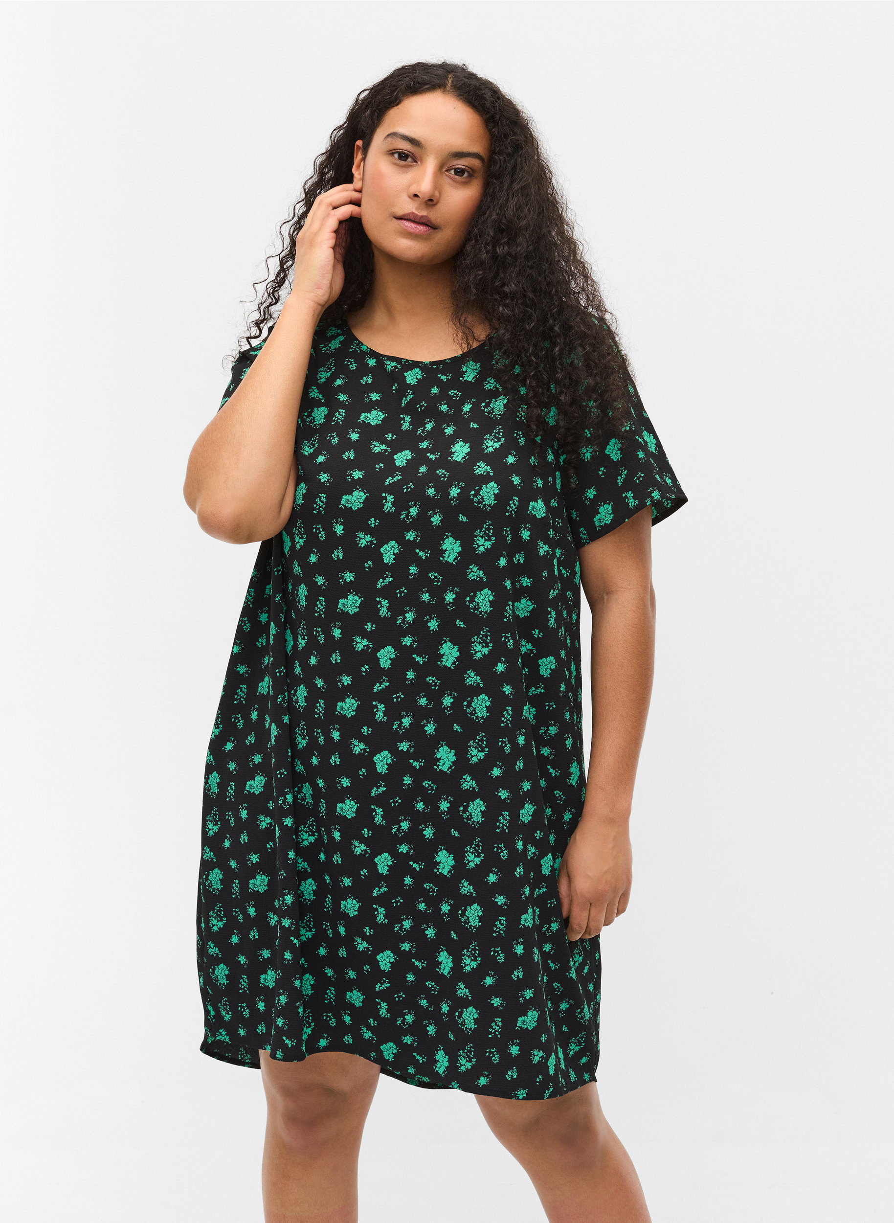 Bedrucktes Kleid mit kurzen Ärmeln, Green Flower AOP, Model