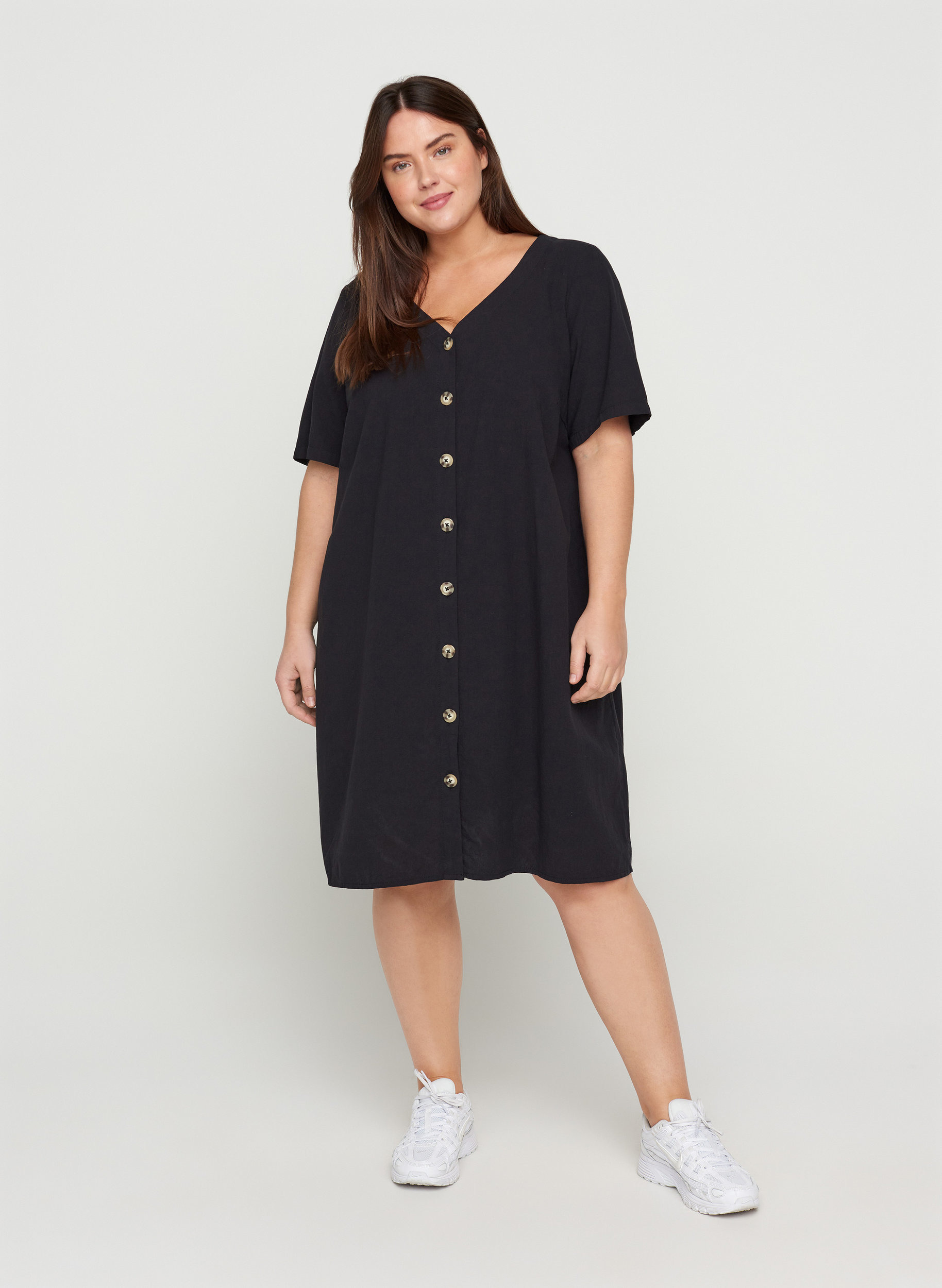 Kurzarm Kleid aus Baumwolle mit Knöpfen, Black, Model image number 3