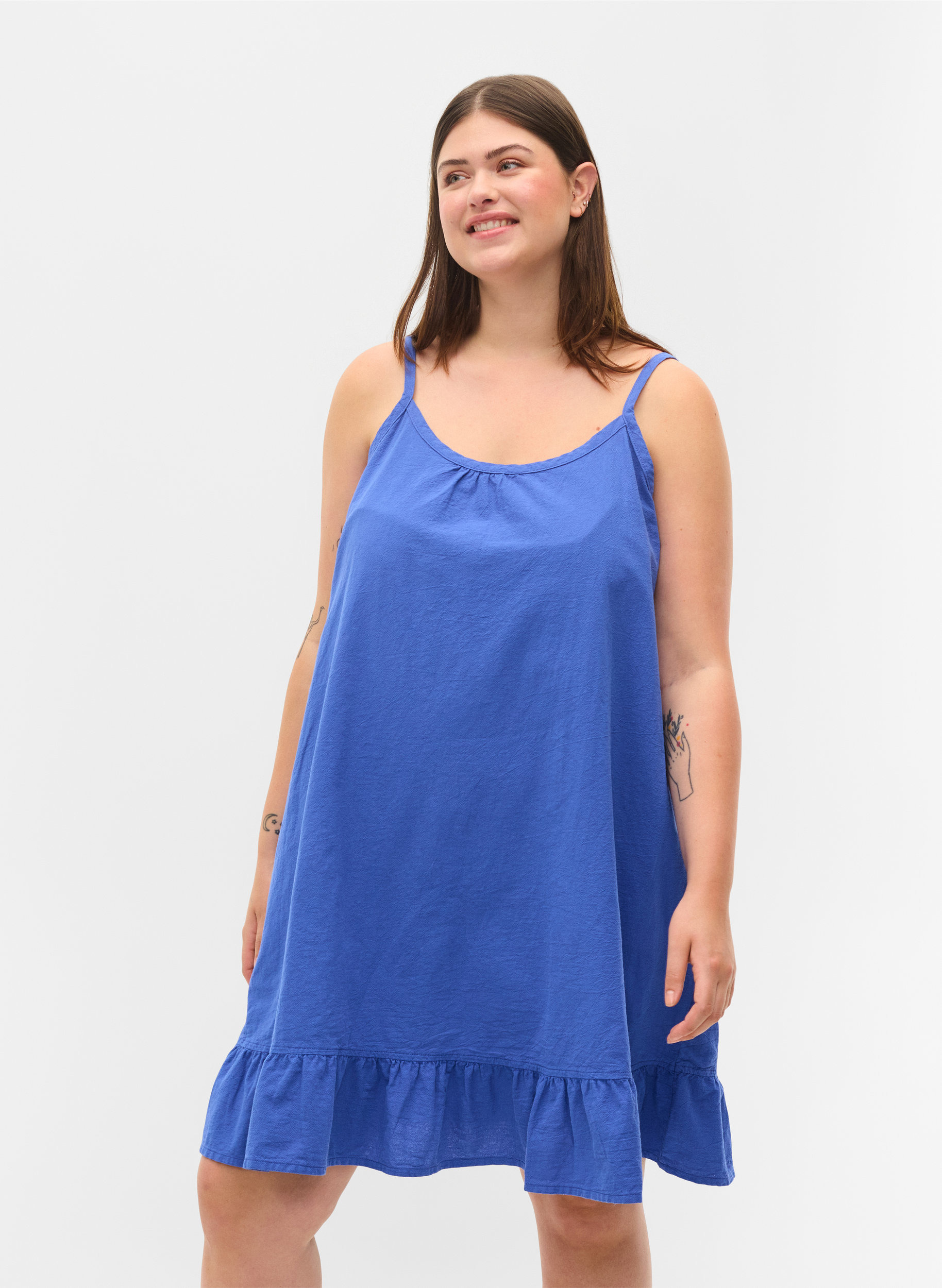 Baumwollkleid mit dünnen Trägern und A-Linie, Dazzling Blue, Model