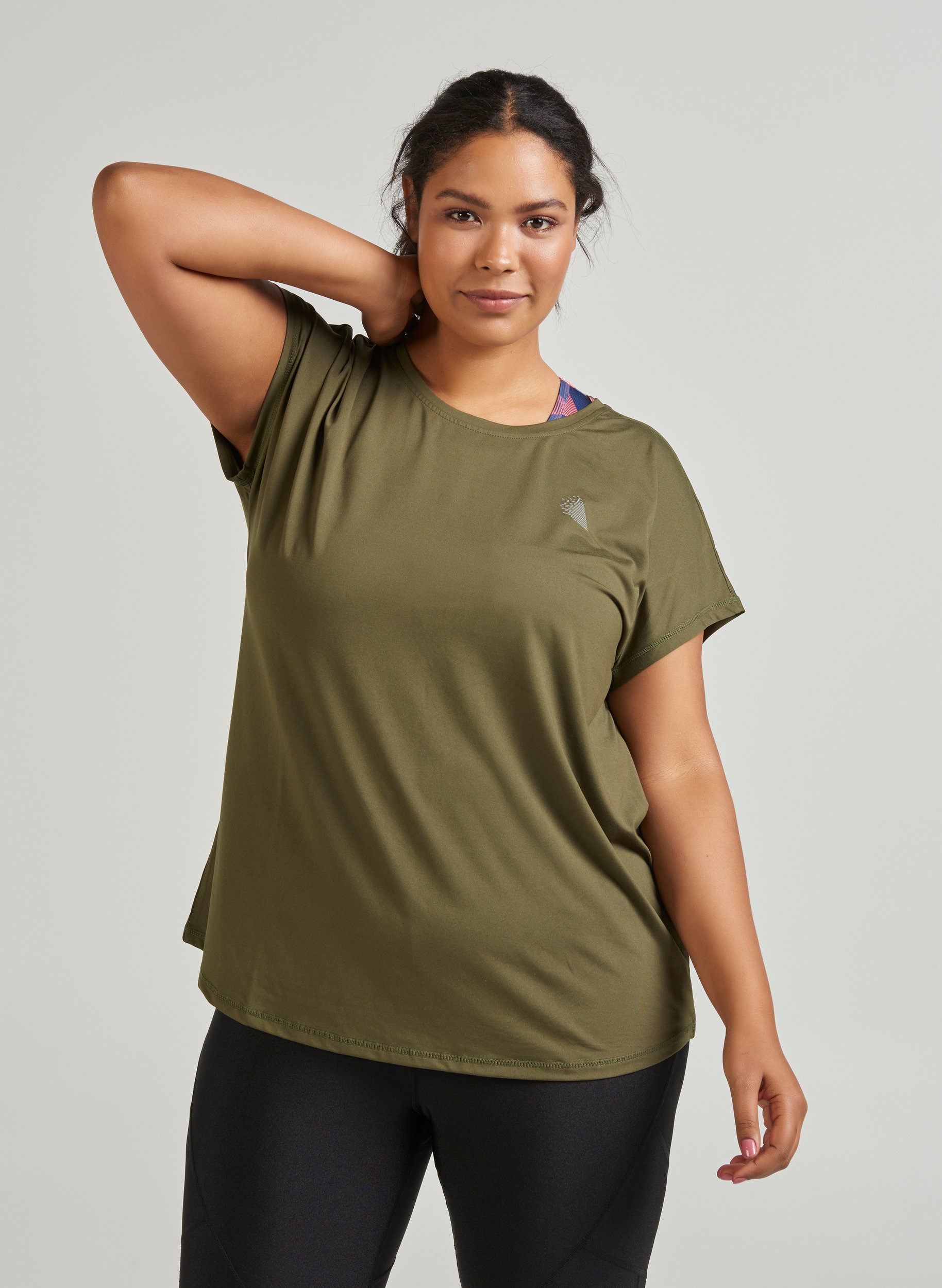 Einfarbiges Trainings-T-Shirt, Ivy Green, Model