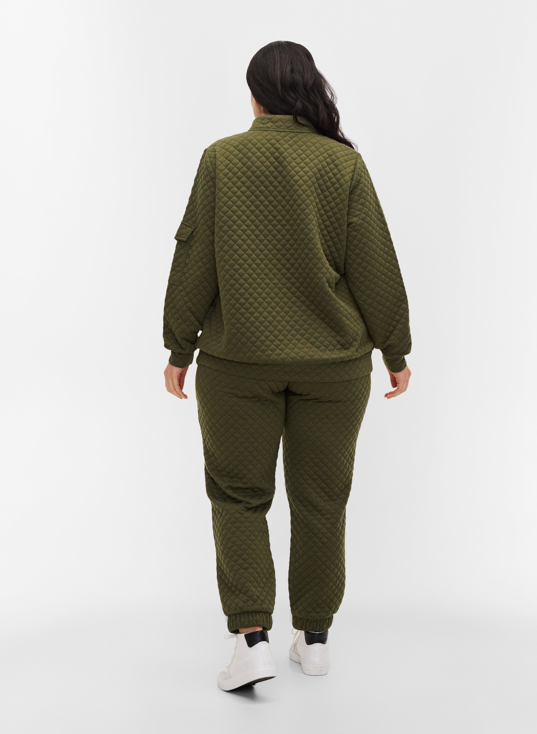 Sweatpants mit Steppmuster, Ivy Green, Model image number 1