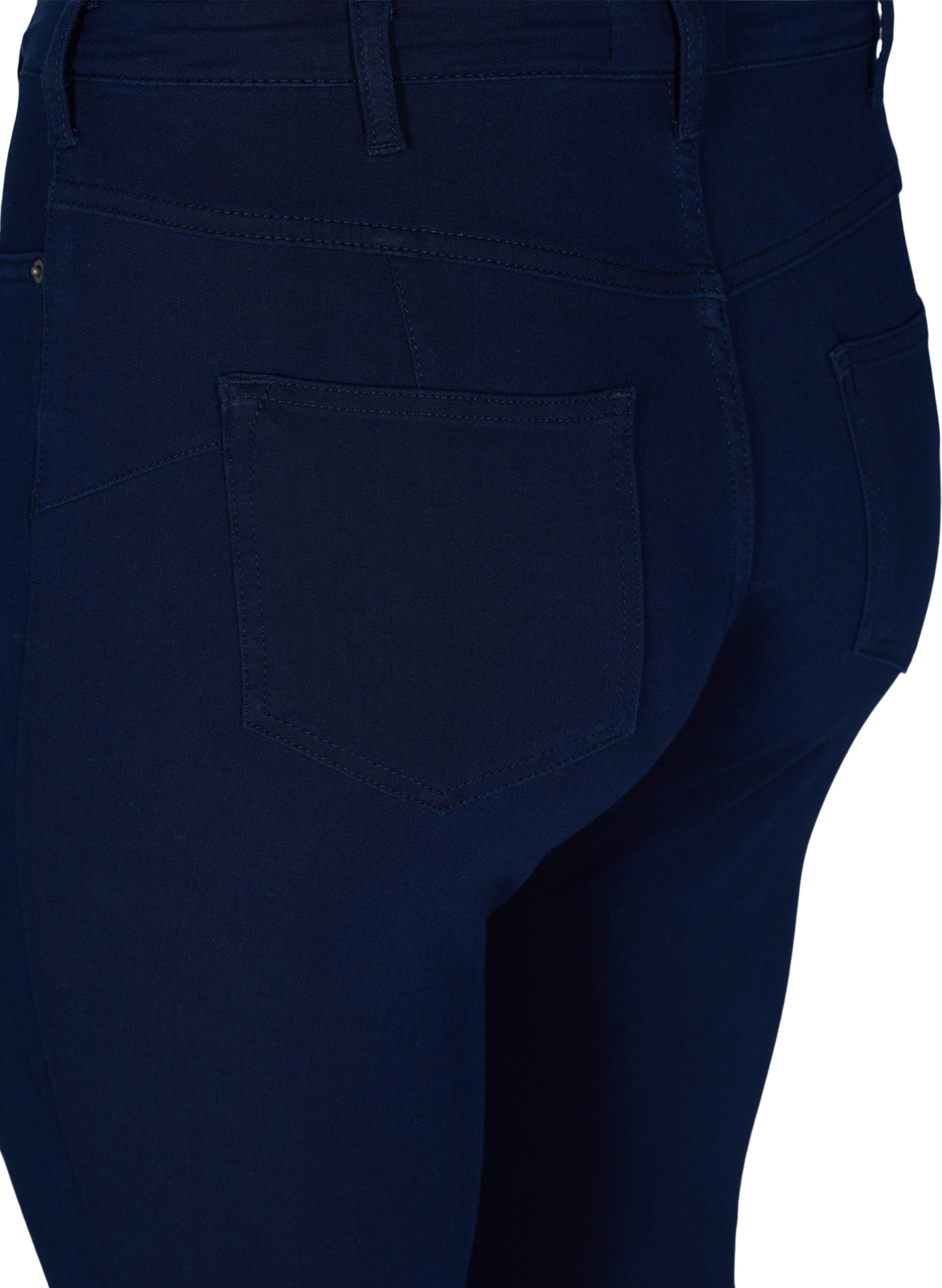 Hochtaillierte Amy Jeans mit 4-Way Stretch, Dark blue, Packshot image number 3