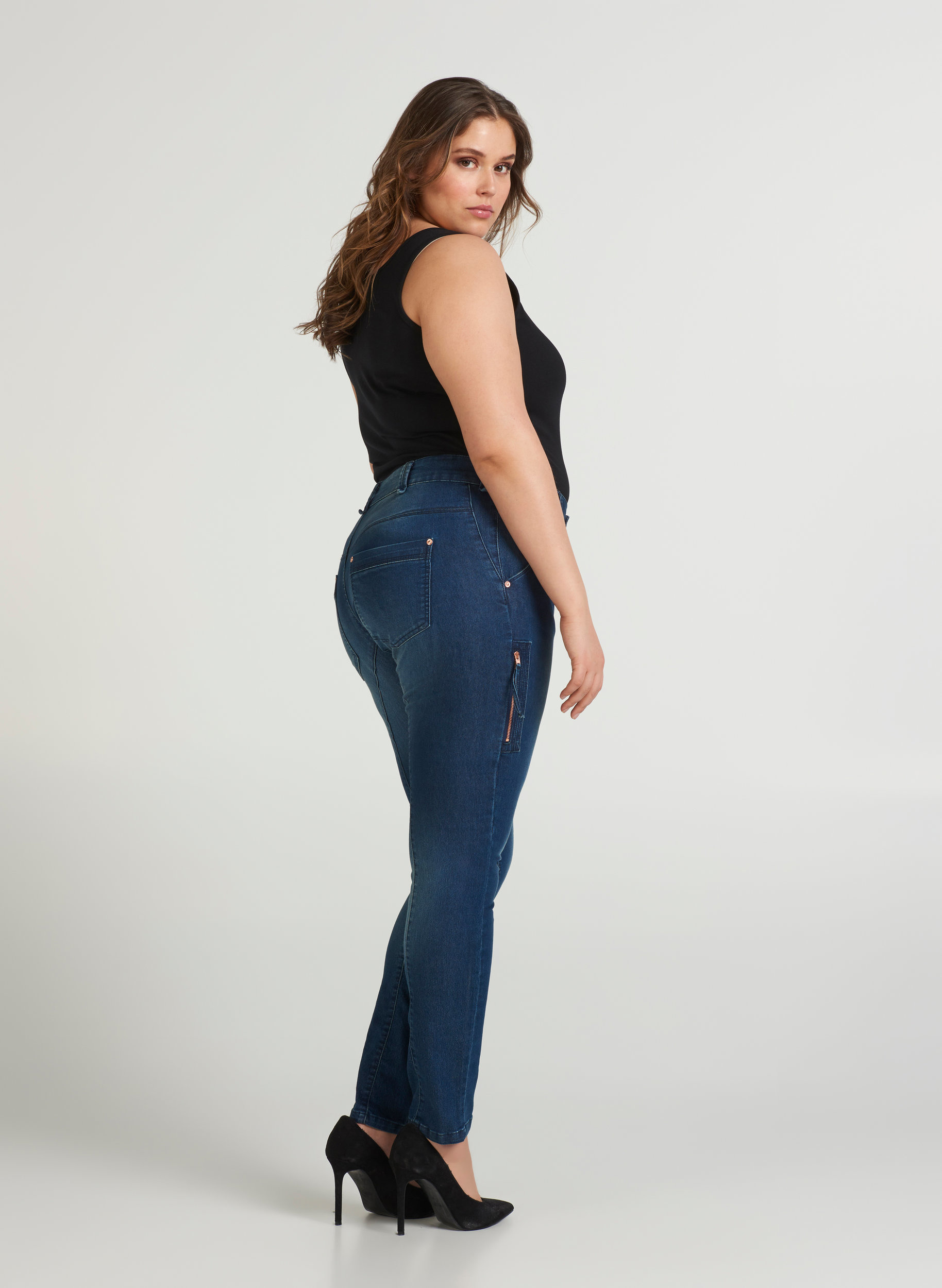 Sanna Jeans, Dark blue denim, Model image number 0