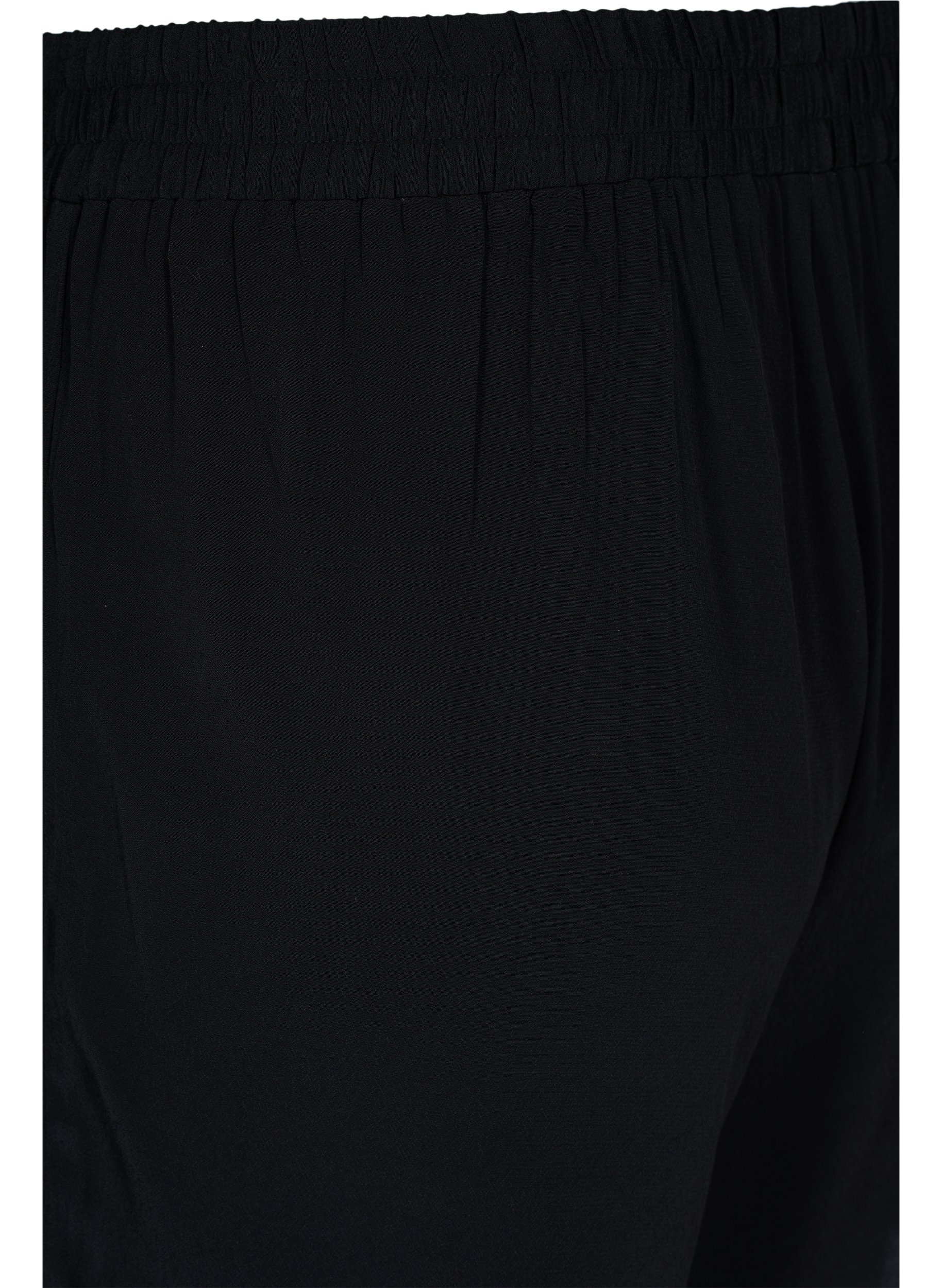 Lockere Shorts mit Gummibund, Black, Packshot image number 3