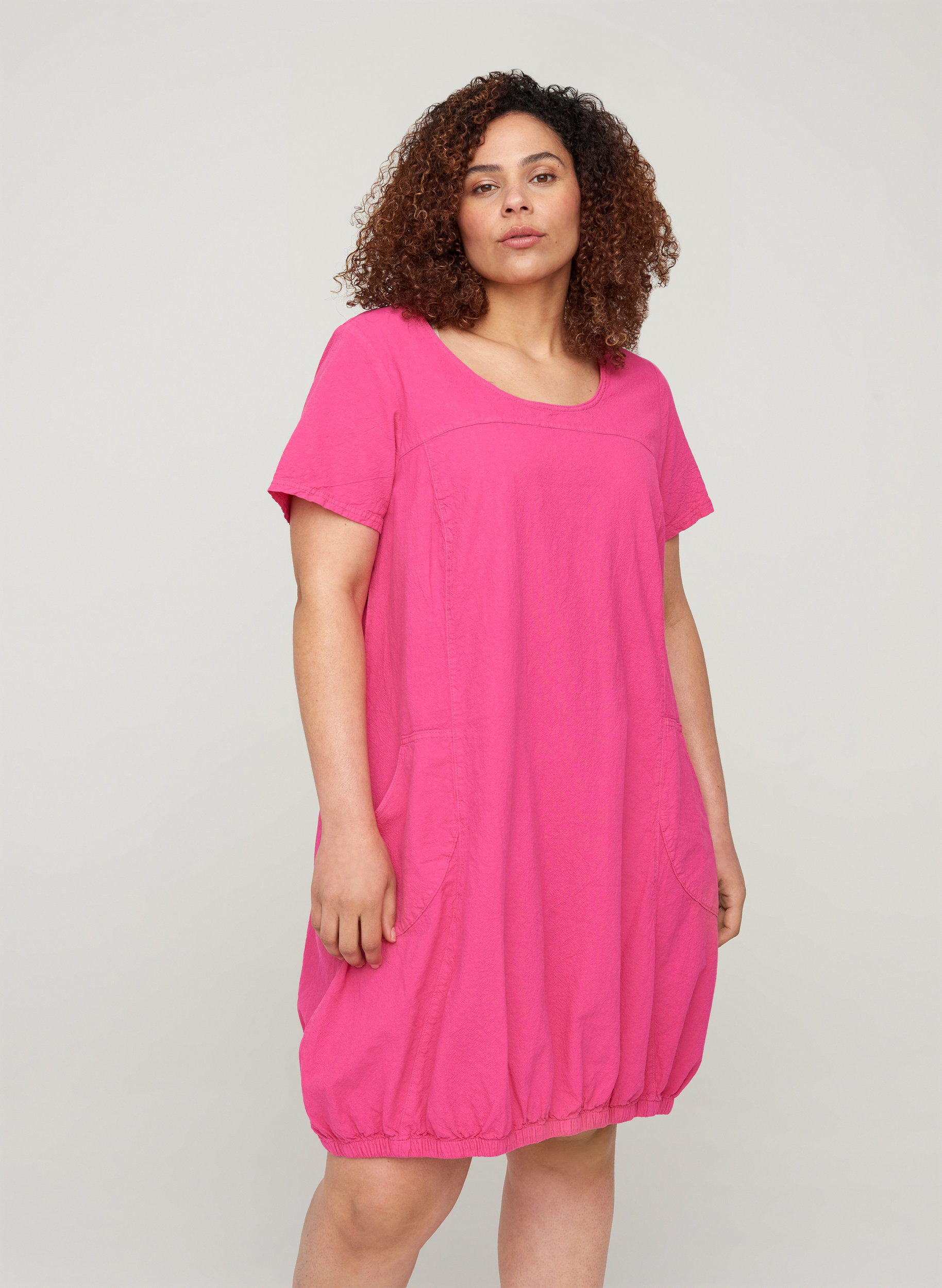 Kurzarm Kleid aus Baumwolle, Fuchia Purple, Model image number 0
